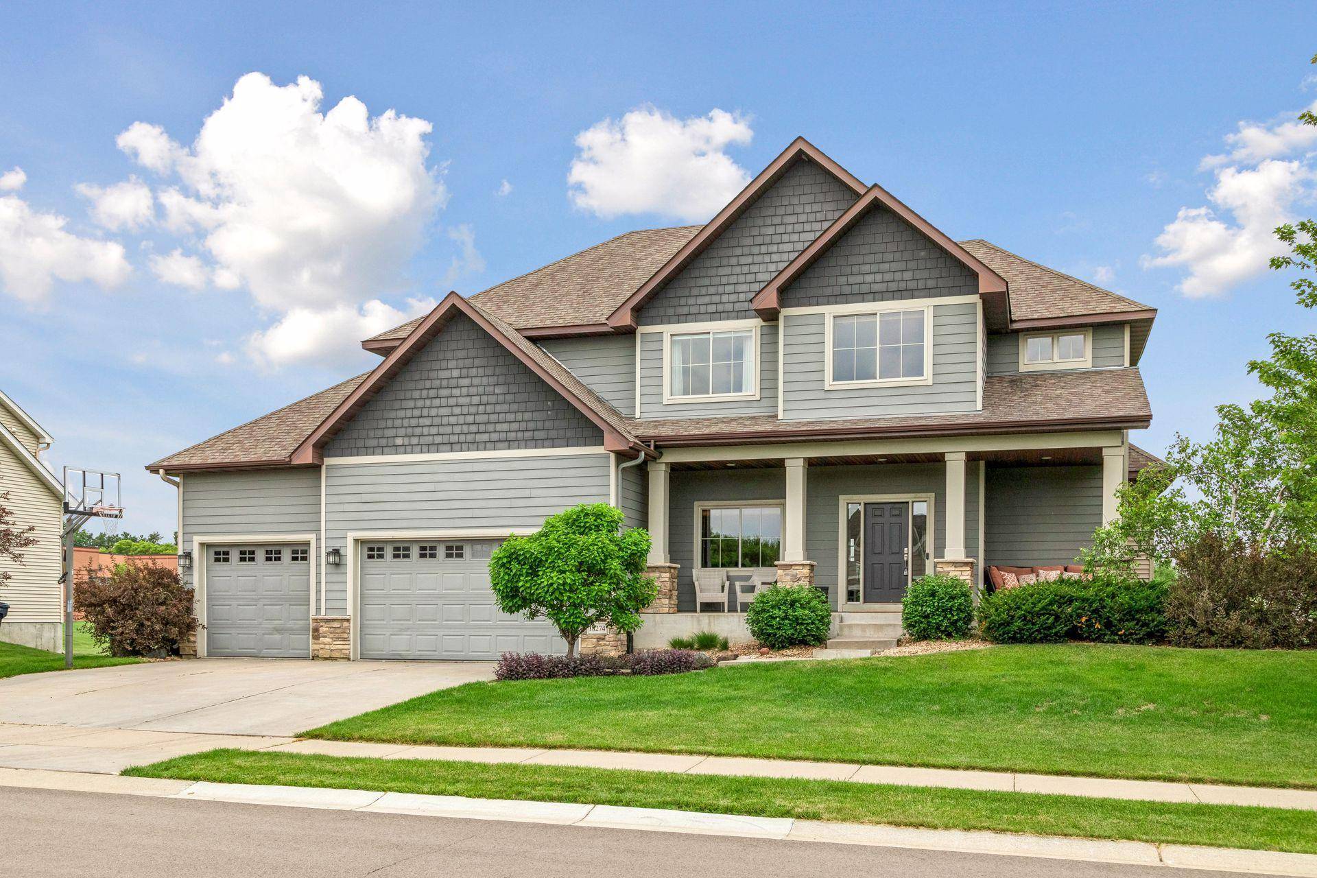 18274 Imagery LN, Lakeville, MN 55044