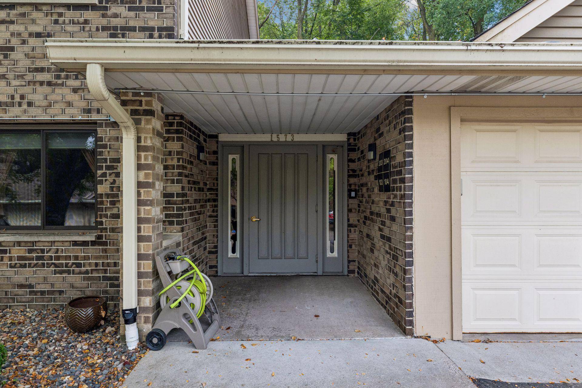 1573 Cohansey ST #204, Saint Paul, MN 55117