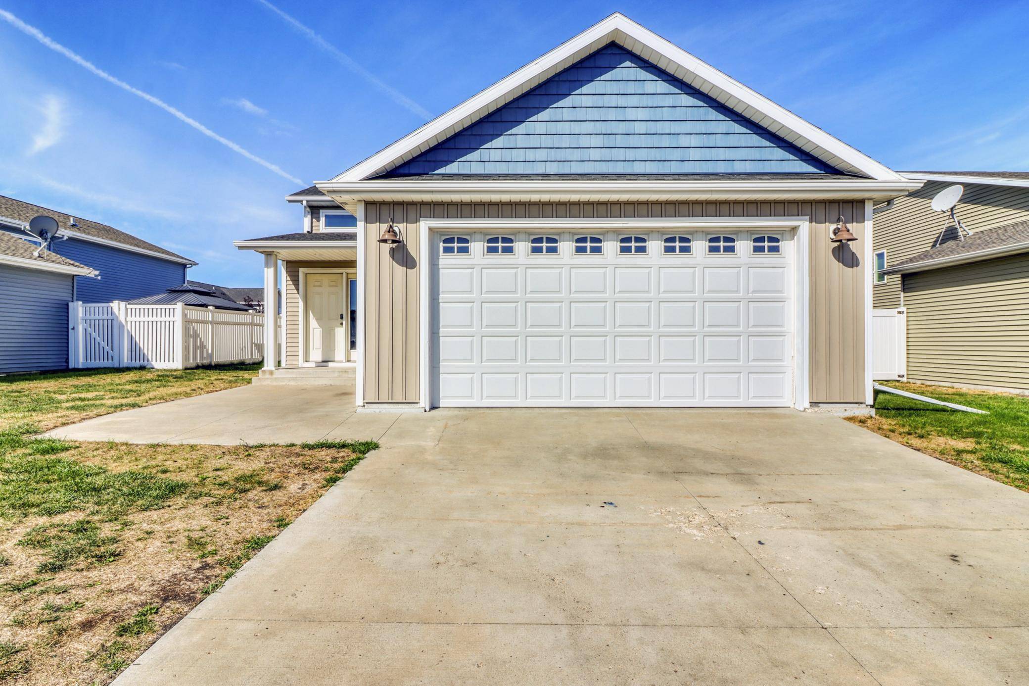 5739 61st ST S, Fargo, ND 58104