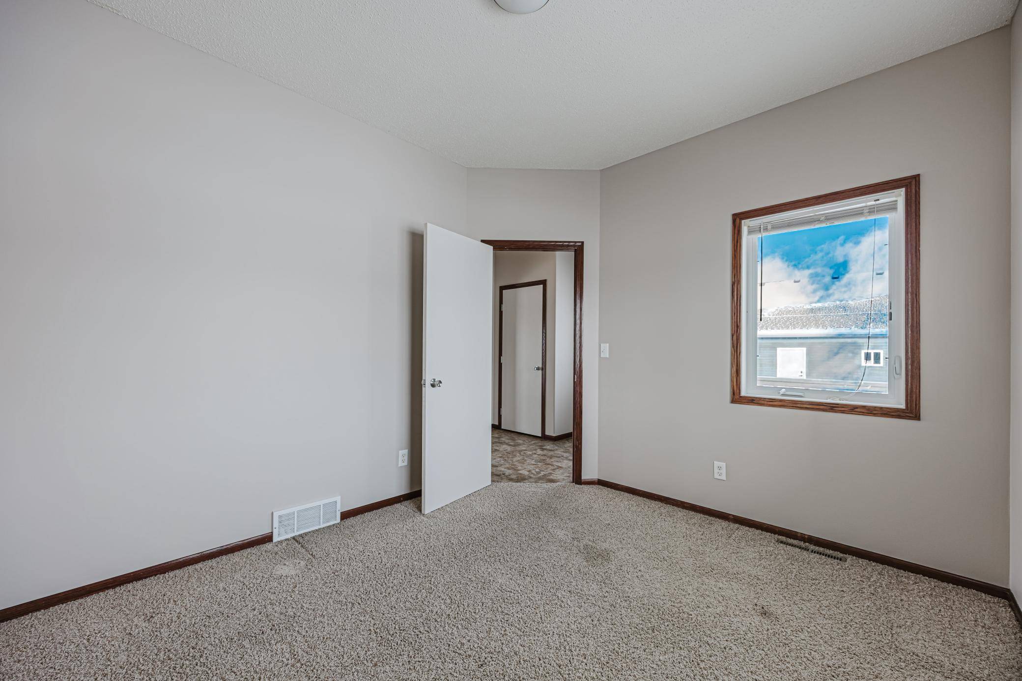 3698 N Sedona DR, West Fargo, ND 58078