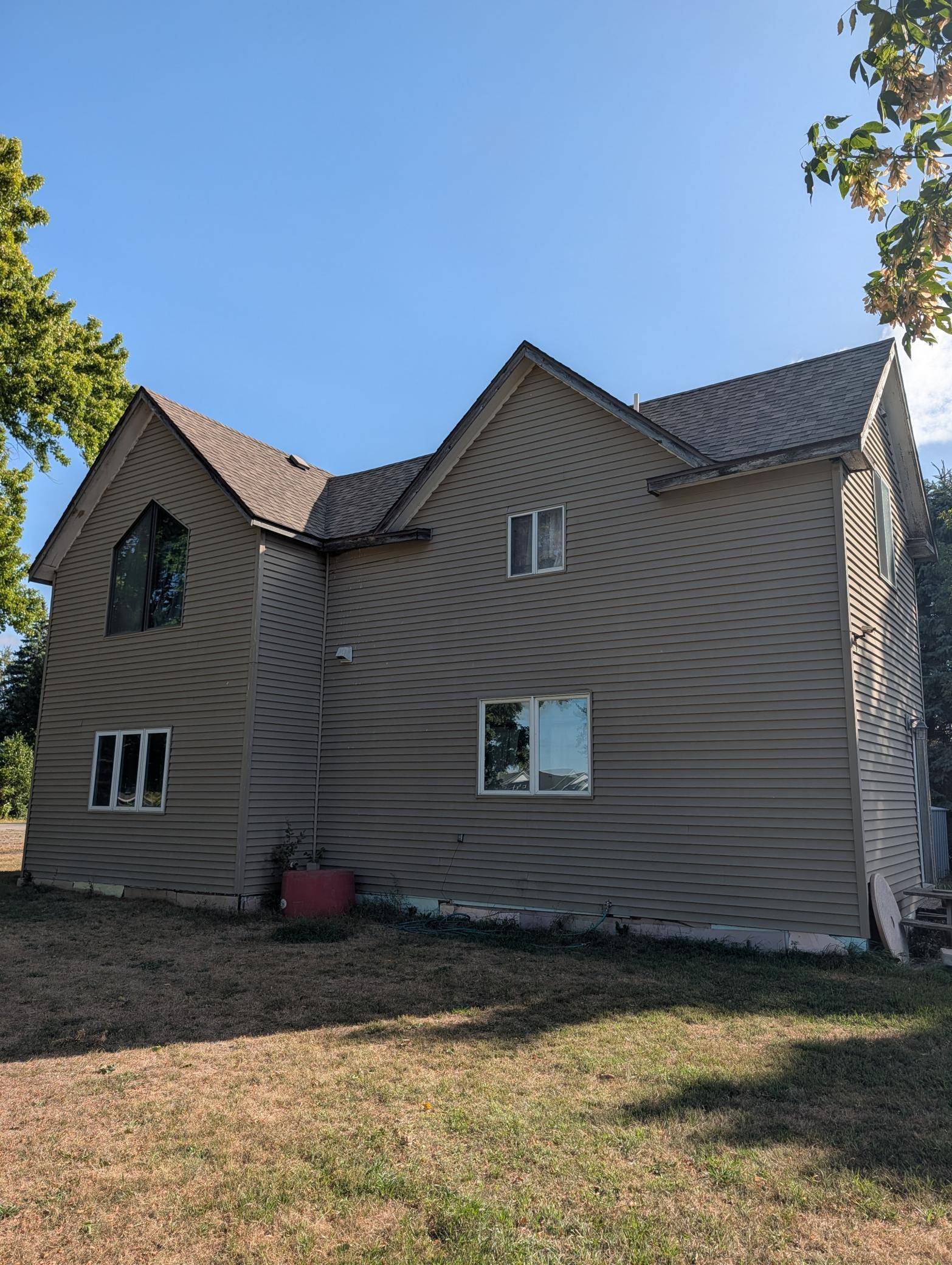 780 Elm ST, Kindred, ND 58051