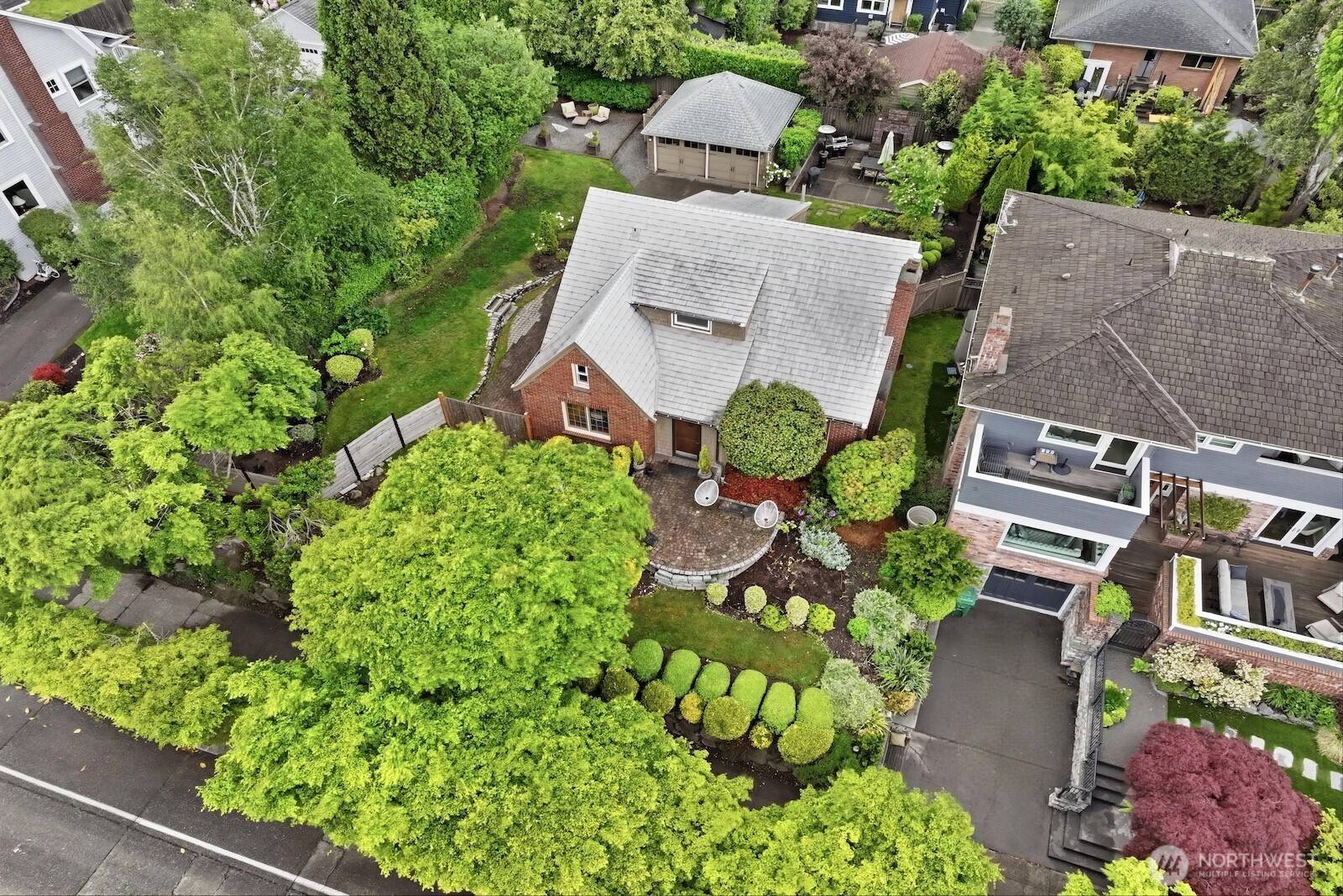 1560 28th AVE W, Seattle, WA 98199