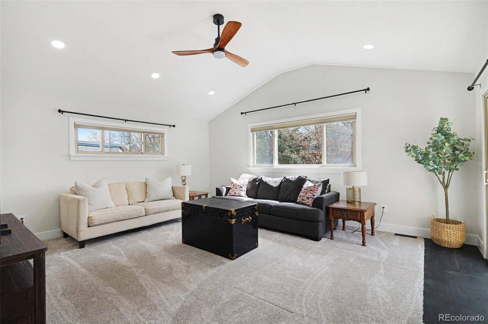 5984 S Fairfield ST, Littleton, CO 80120