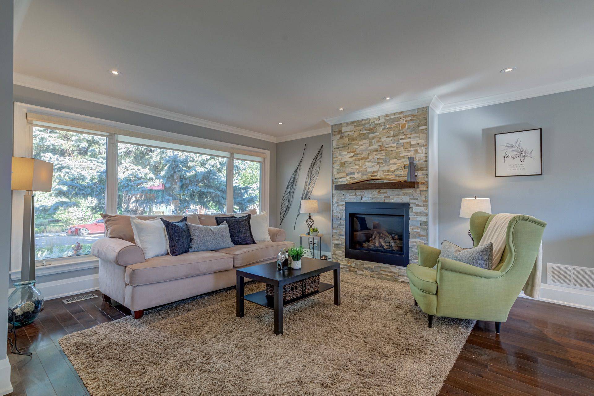 1508 Holburne RD, Mississauga, ON L5E 2L6