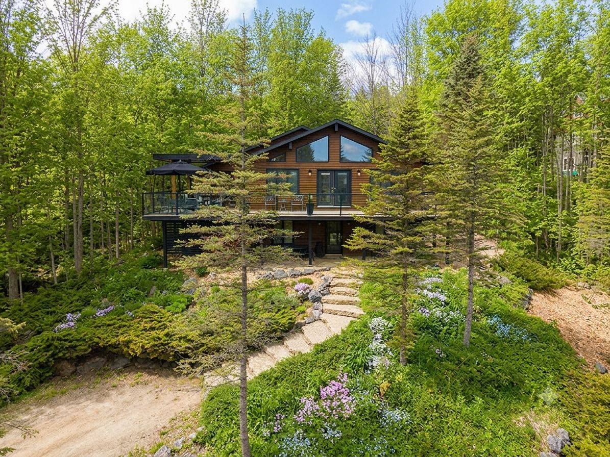 112 Amik CT, Grey Highlands, ON N0C 1G0