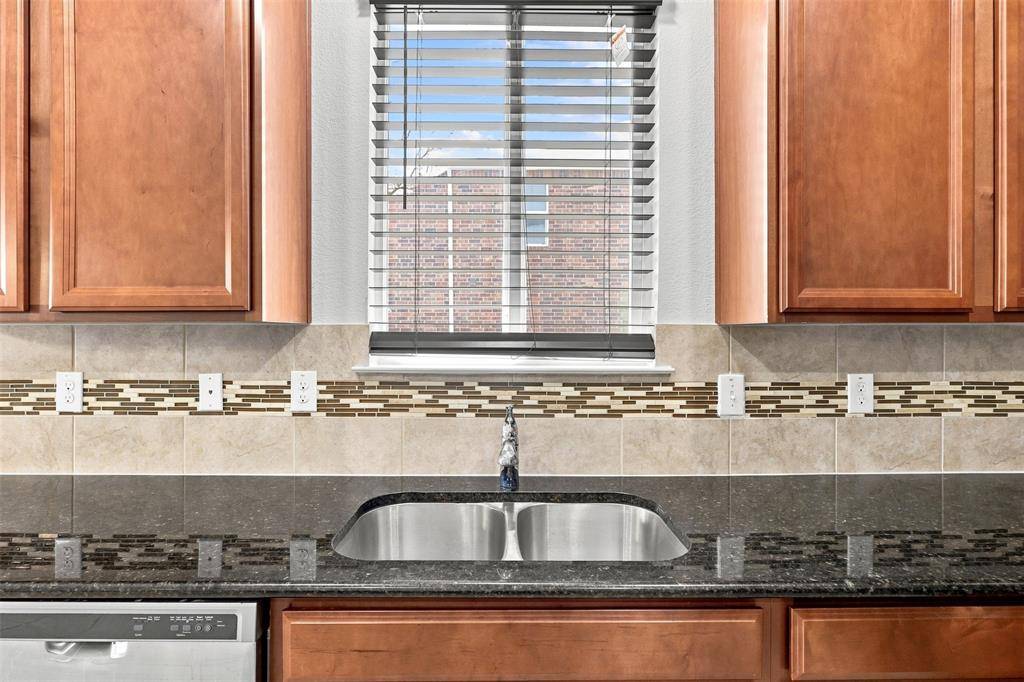 2356 Bernese Lane, Fort Worth, TX 76131