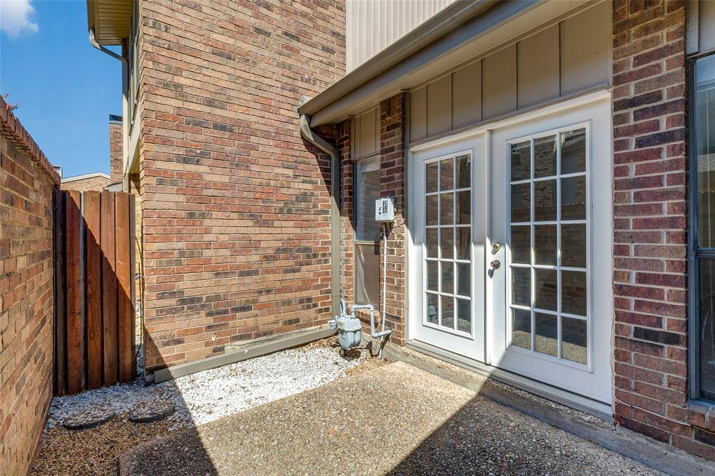 12250 Montego Plaza, Dallas, TX 75230