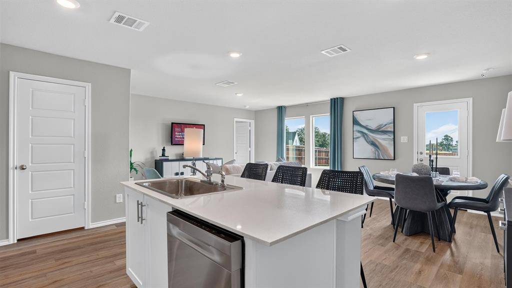 116 MACH Way, Mineral Wells, TX 76067