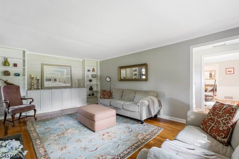 68 Meadowbrook Rd, North Plainfield Boro, NJ 07062