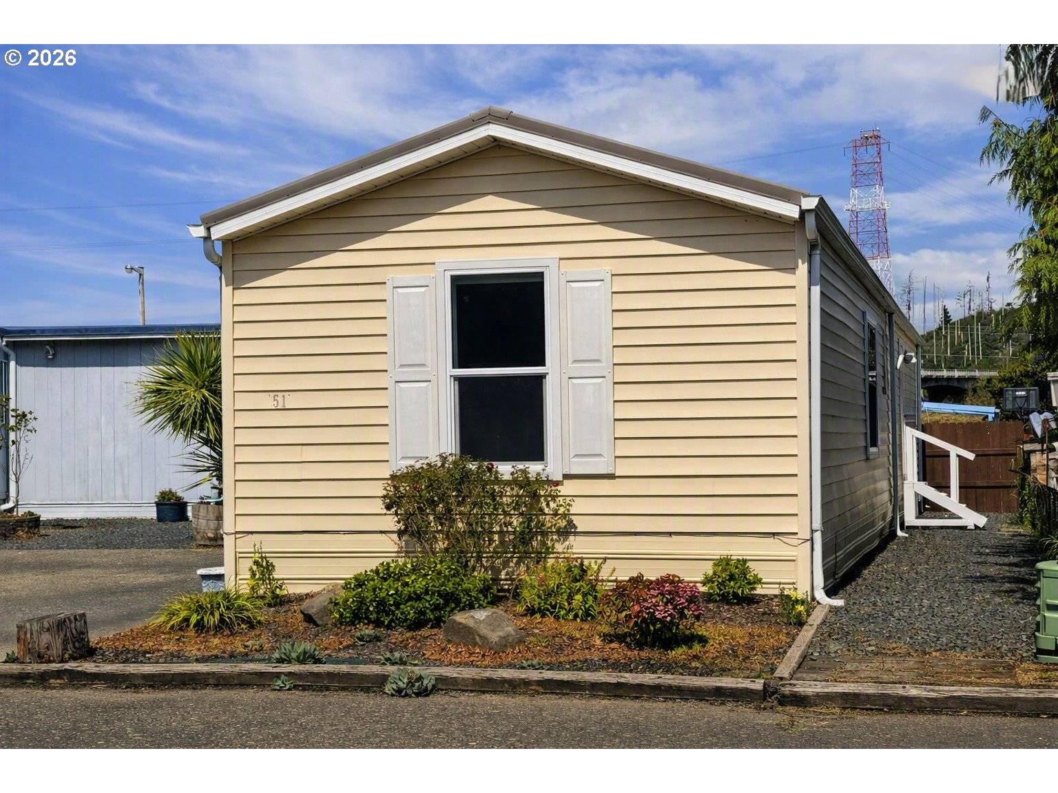 1000 N 8TH ST, Reedsport, OR 97467
