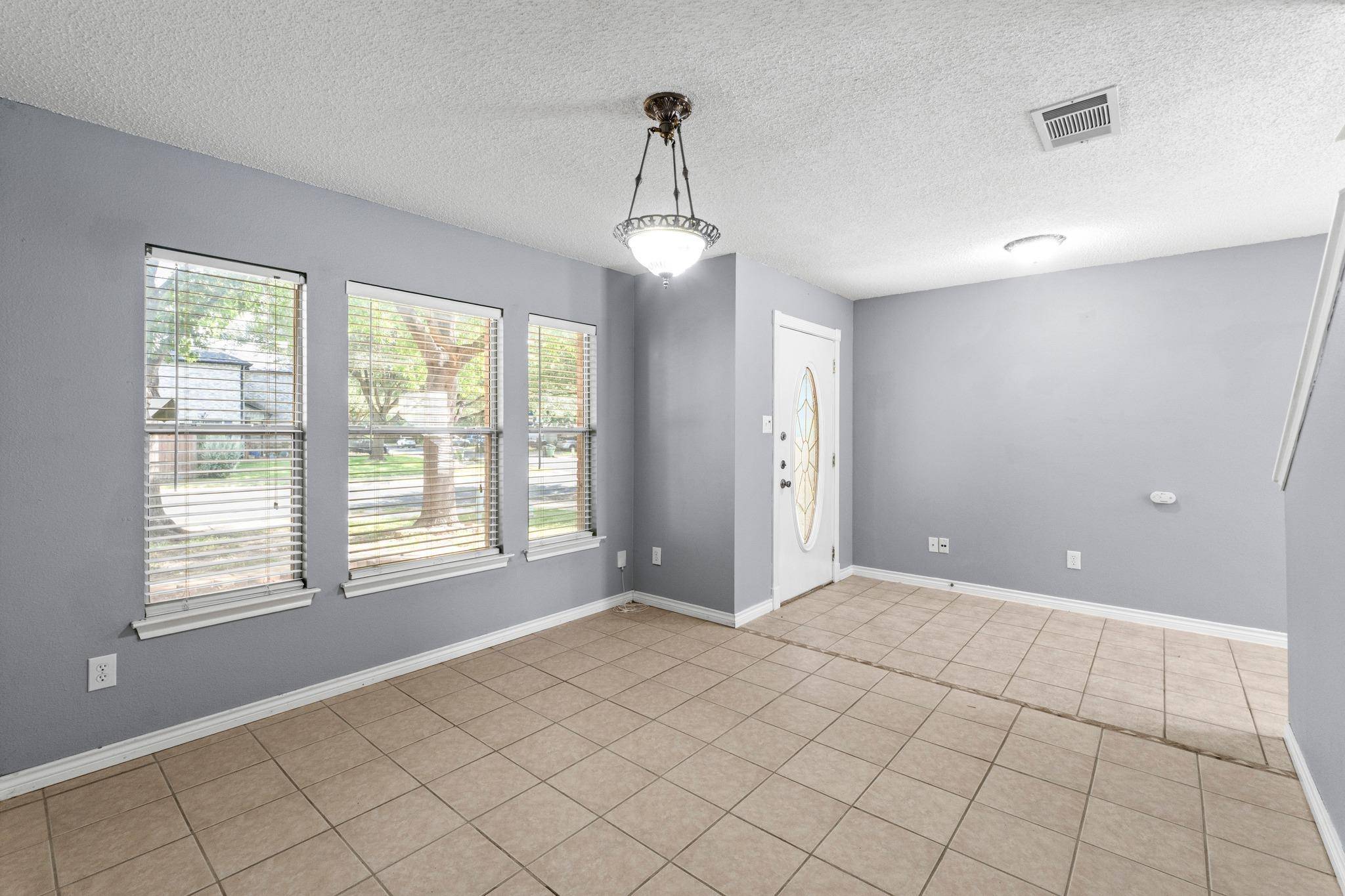 1704 Matagorda DR, Round Rock, TX 78664
