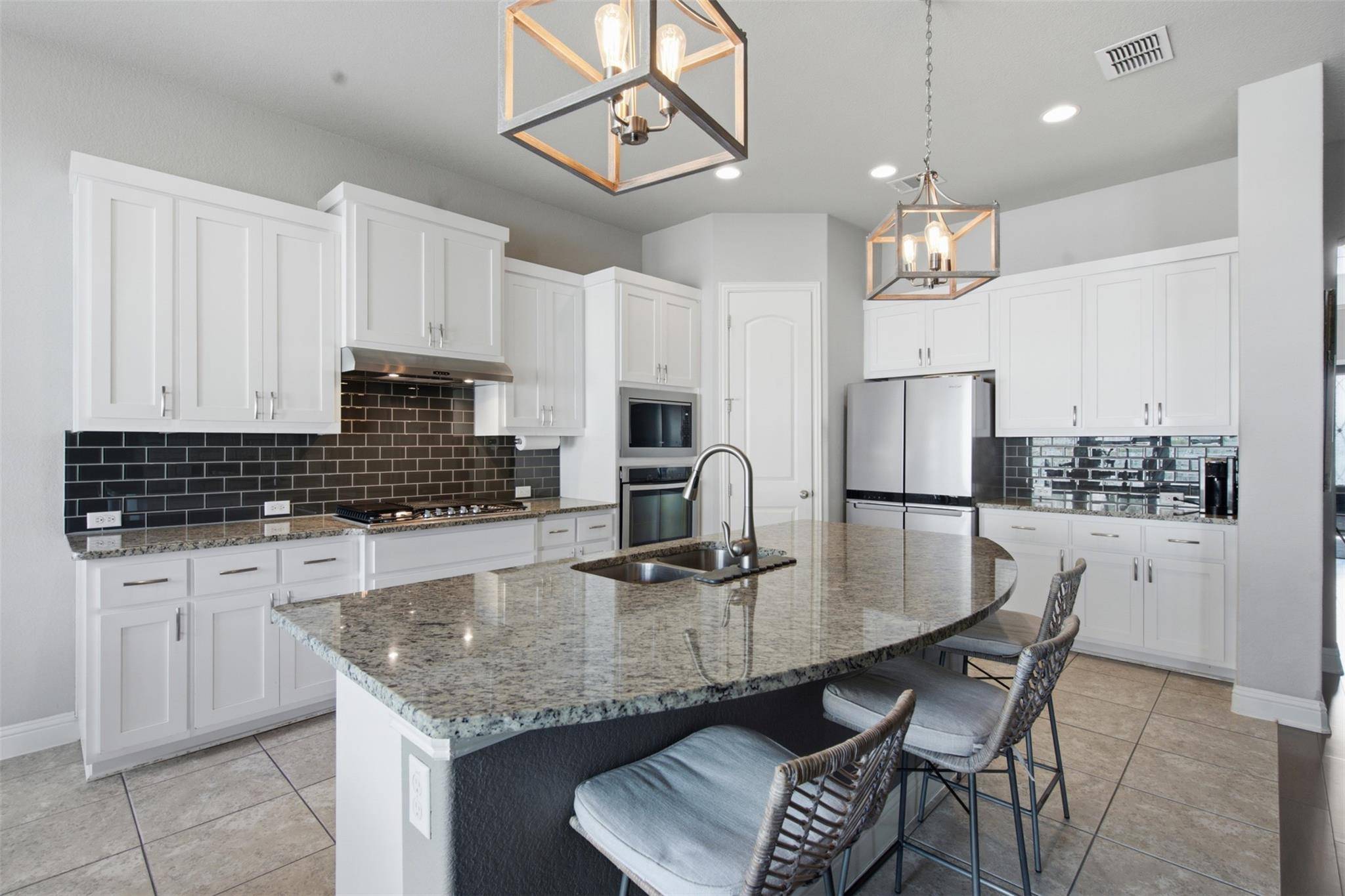 324 Stoney Point RD, Austin, TX 78737
