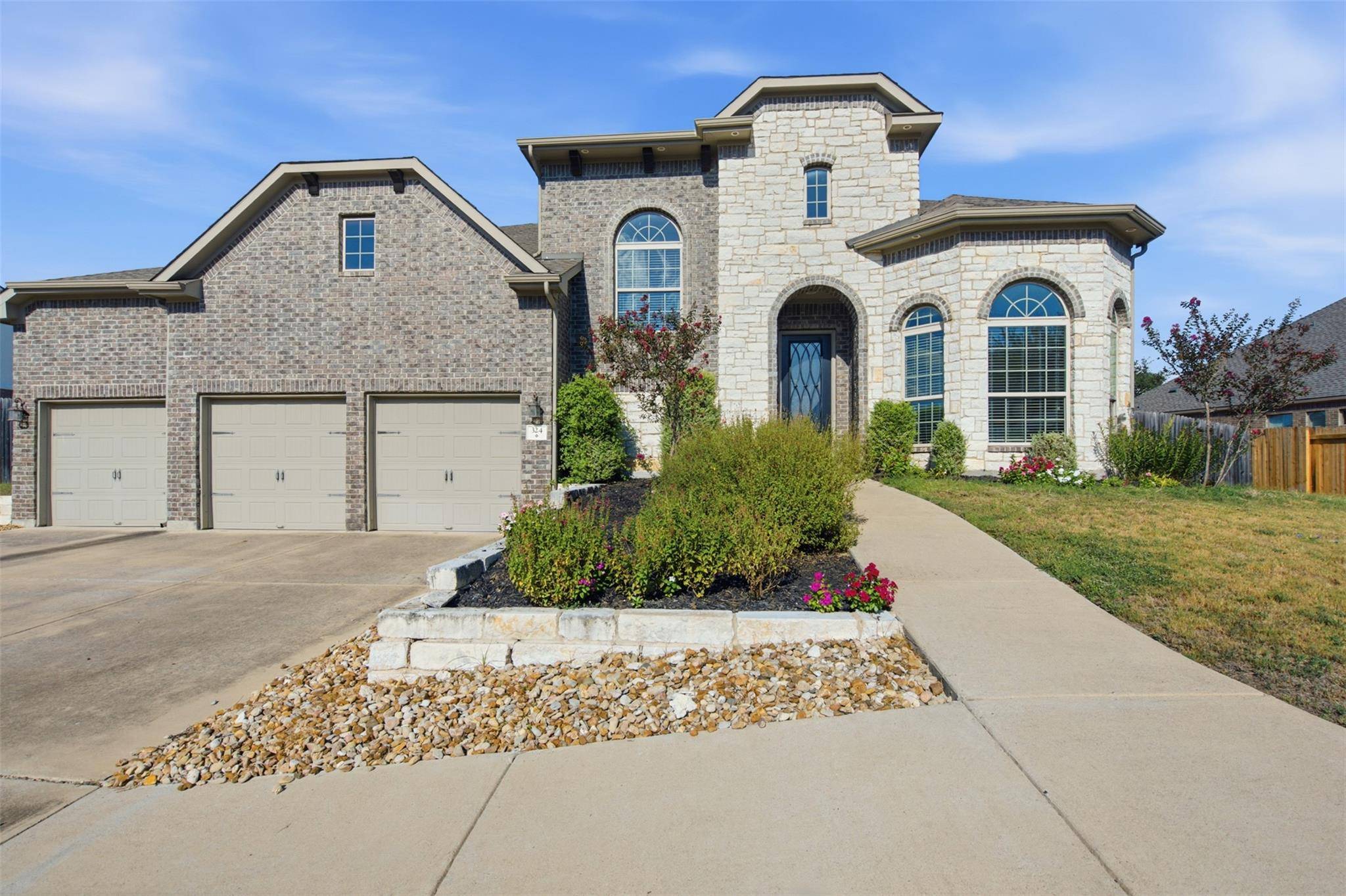 324 Stoney Point RD, Austin, TX 78737