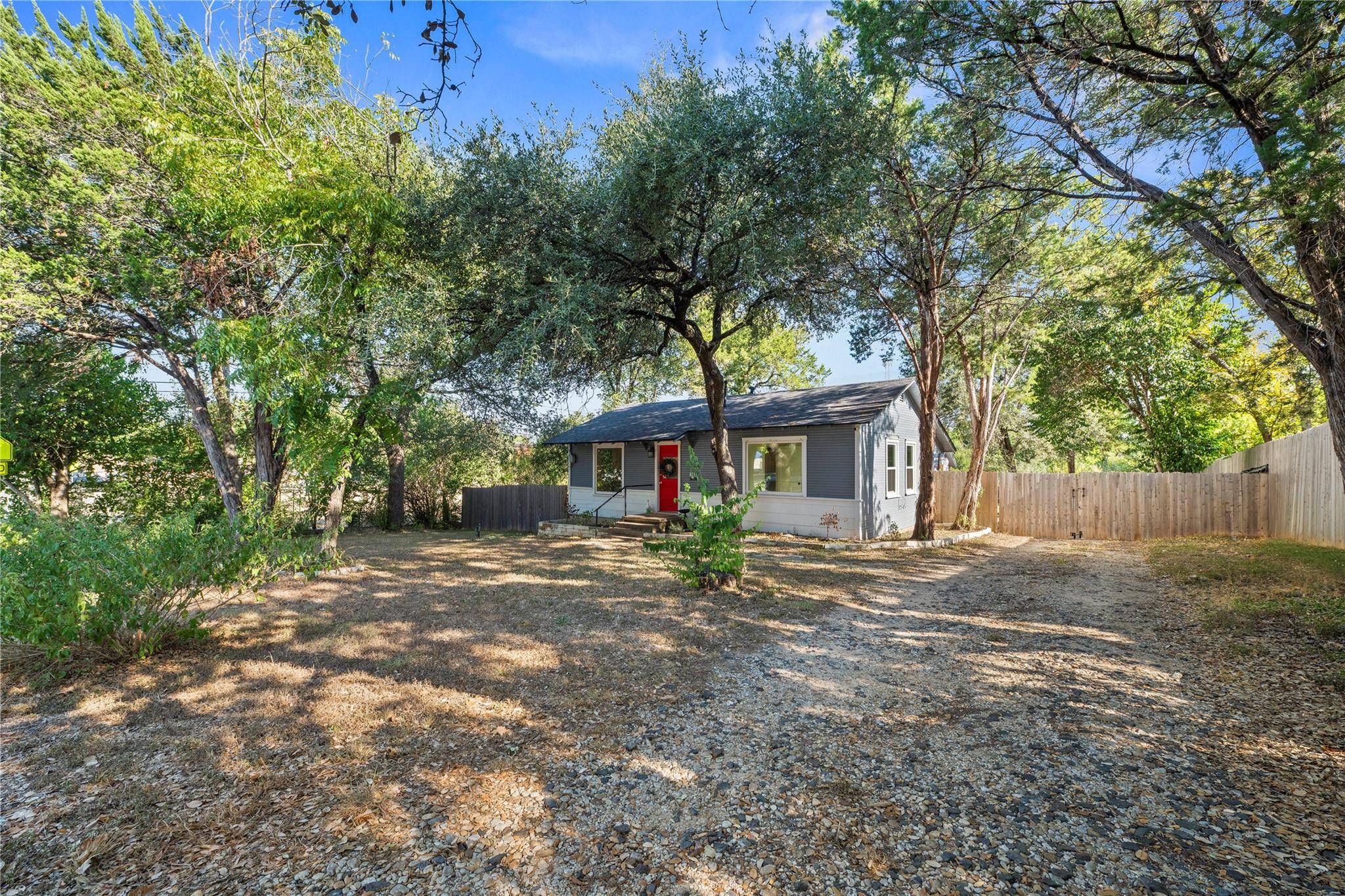 140 E 15th Ave, Belton, TX 76513
