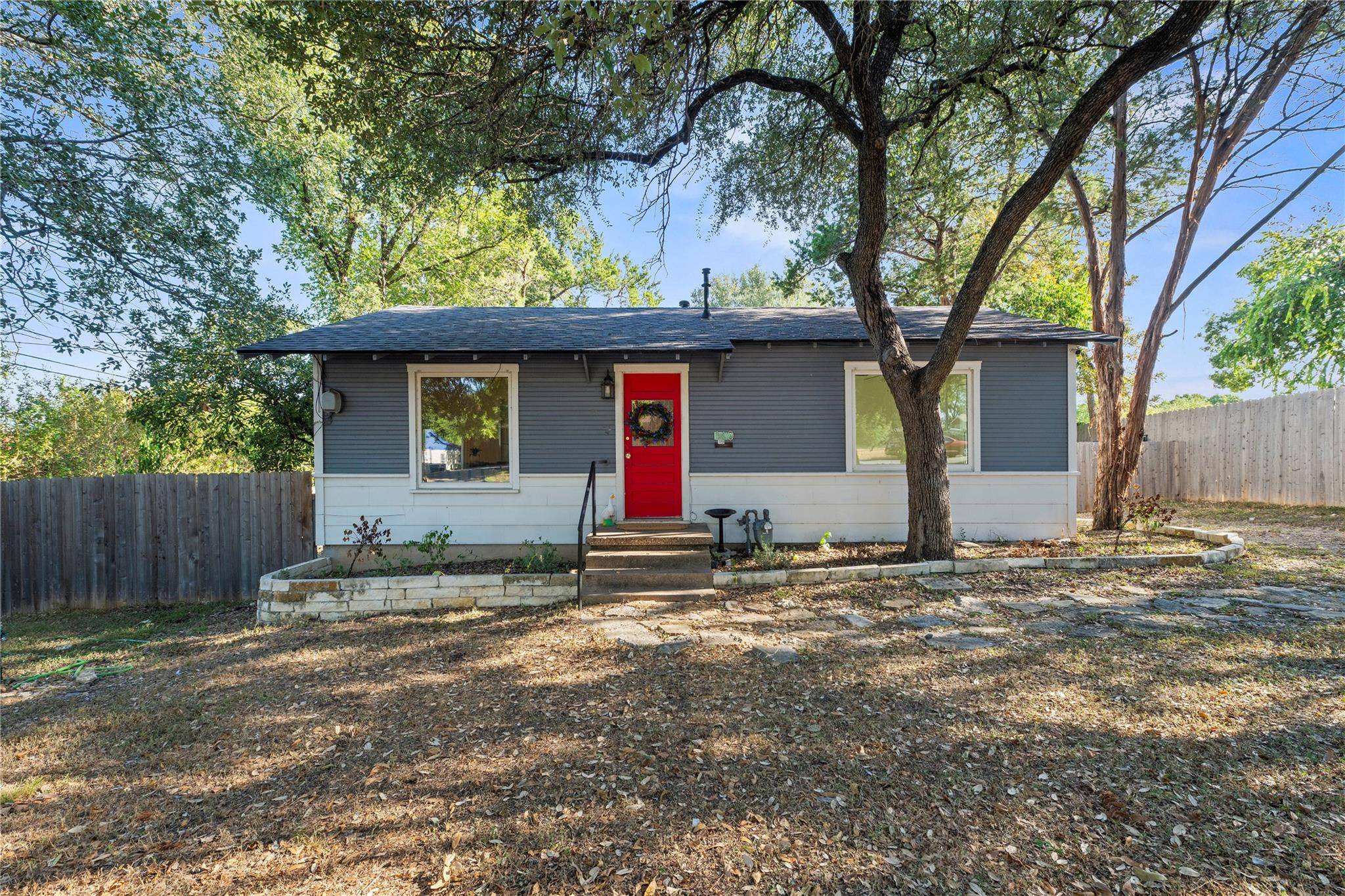 140 E 15th Ave, Belton, TX 76513