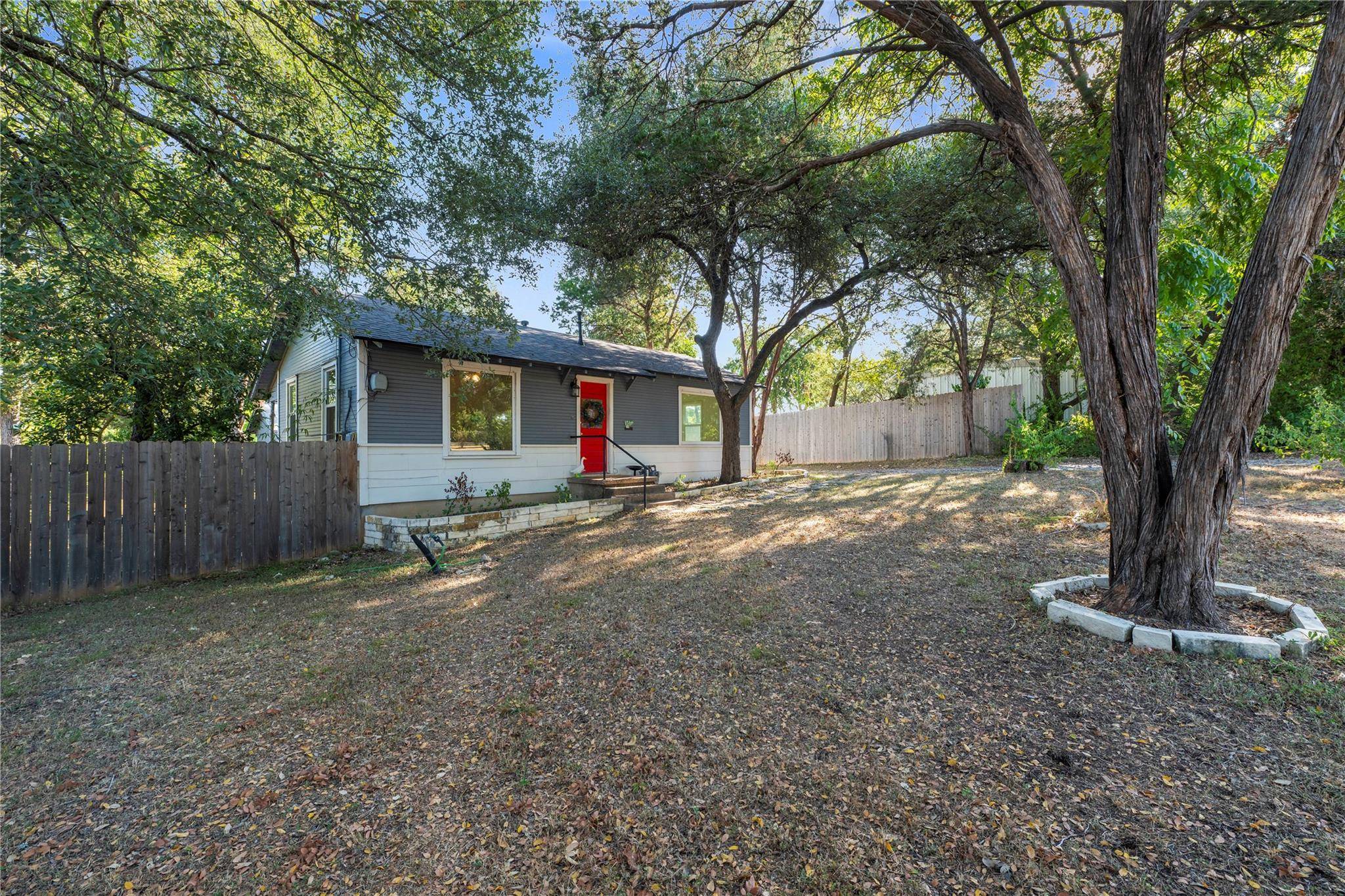 140 E 15th Ave, Belton, TX 76513