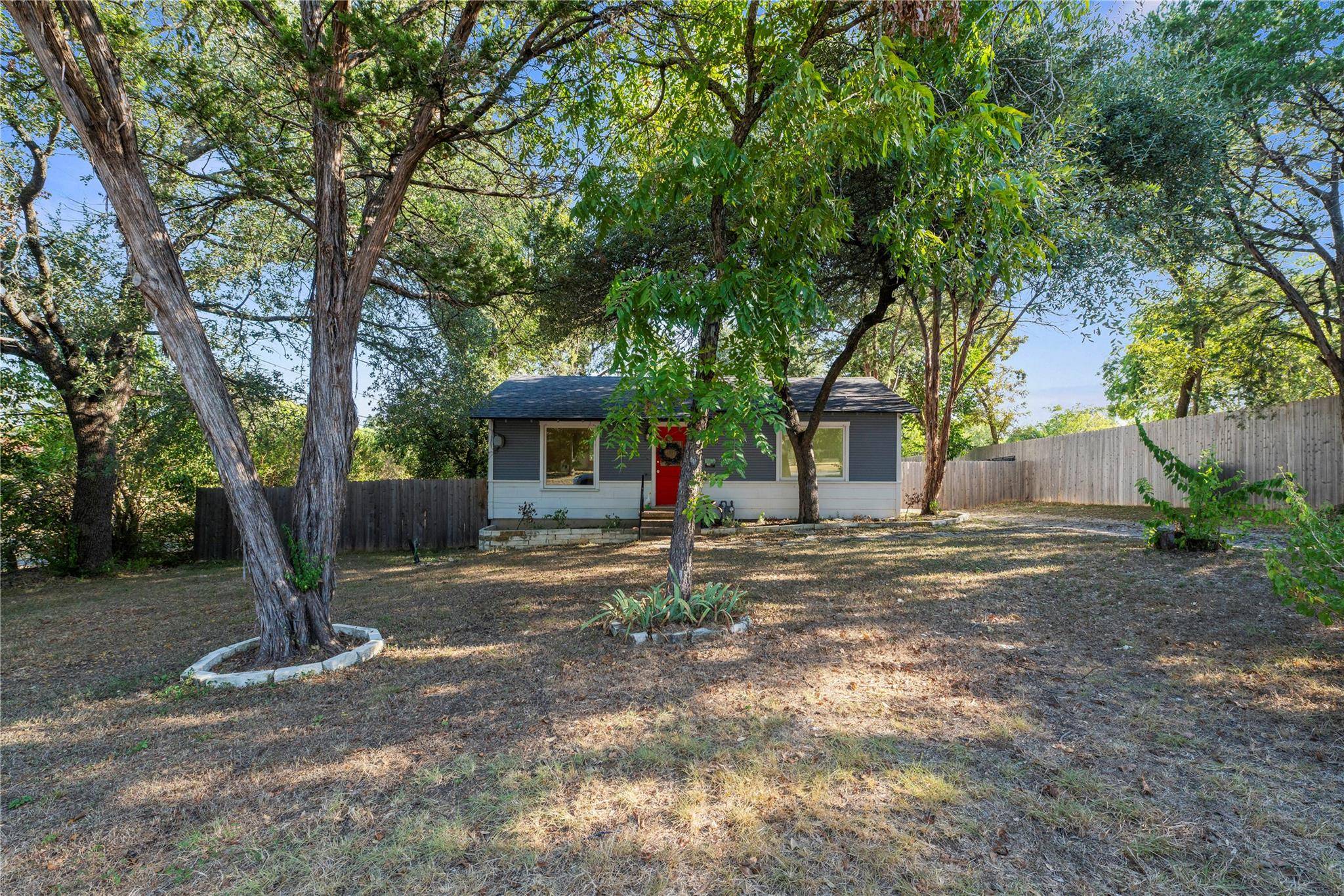 140 E 15th Ave, Belton, TX 76513