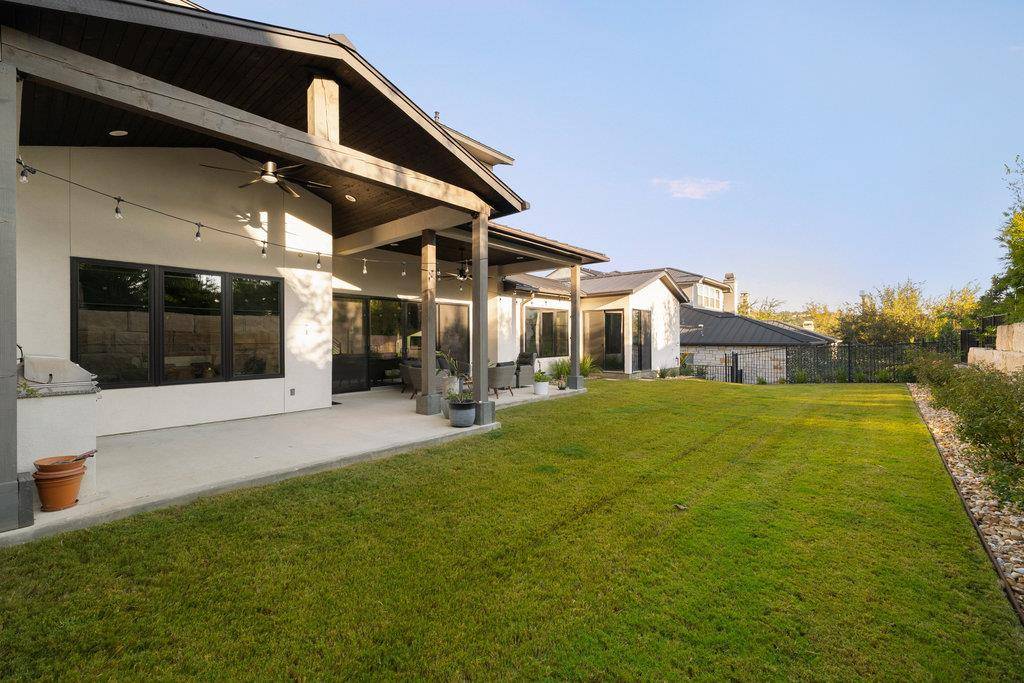 706 Crestone Stream DR, Austin, TX 78738