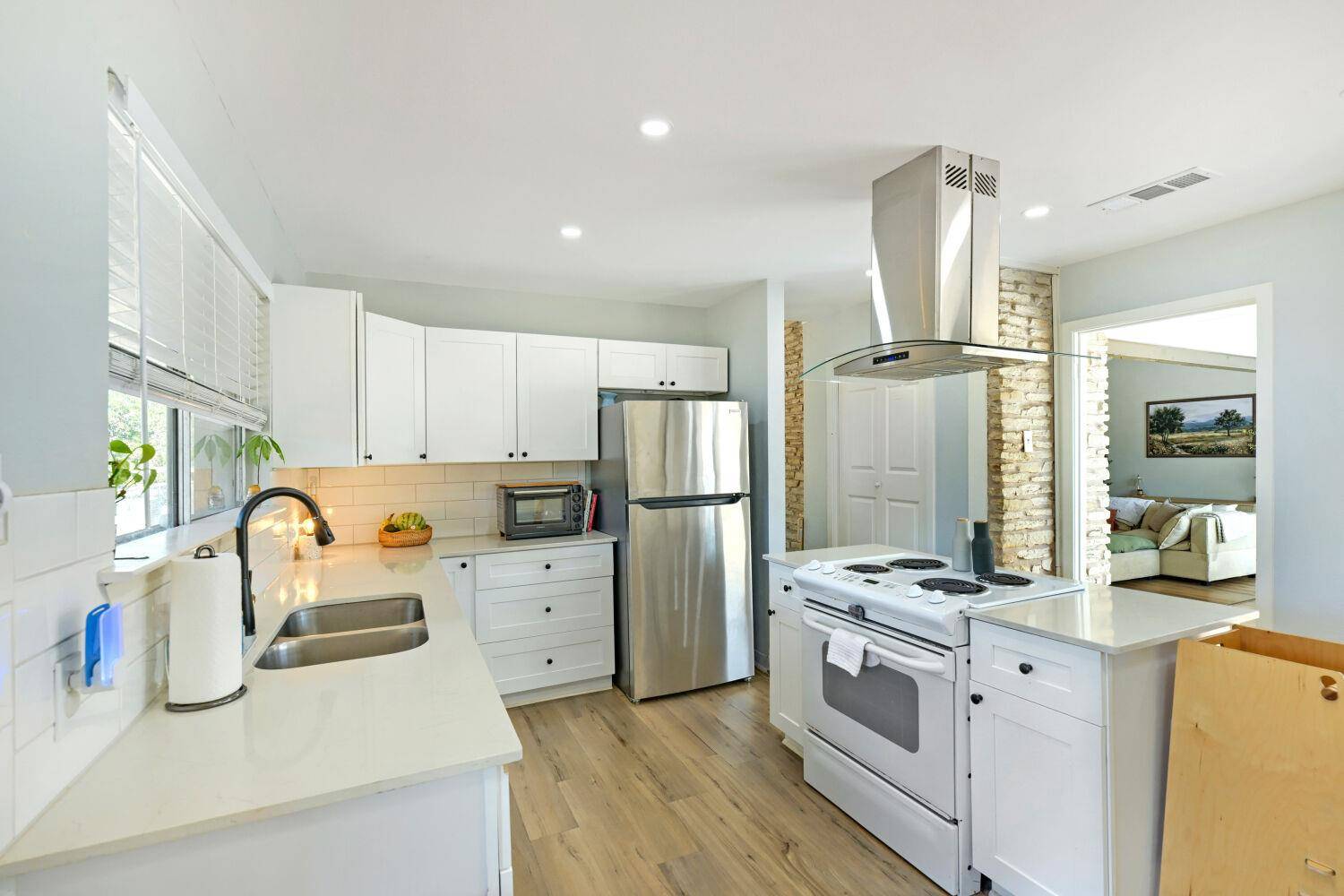 7006 Greenock ST, Austin, TX 78749