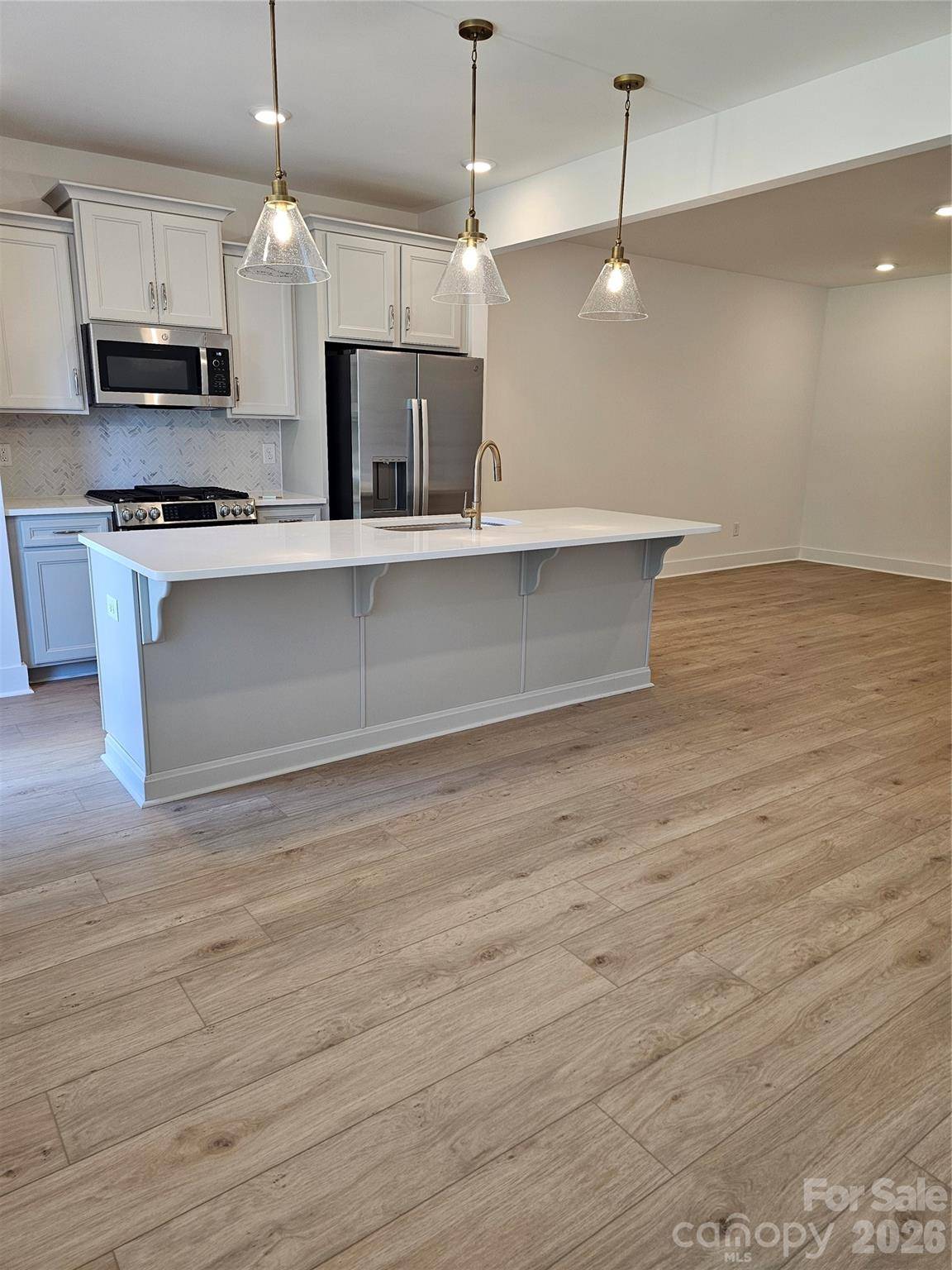 29 Oleetah Falls WAY, Hendersonville, NC 28792