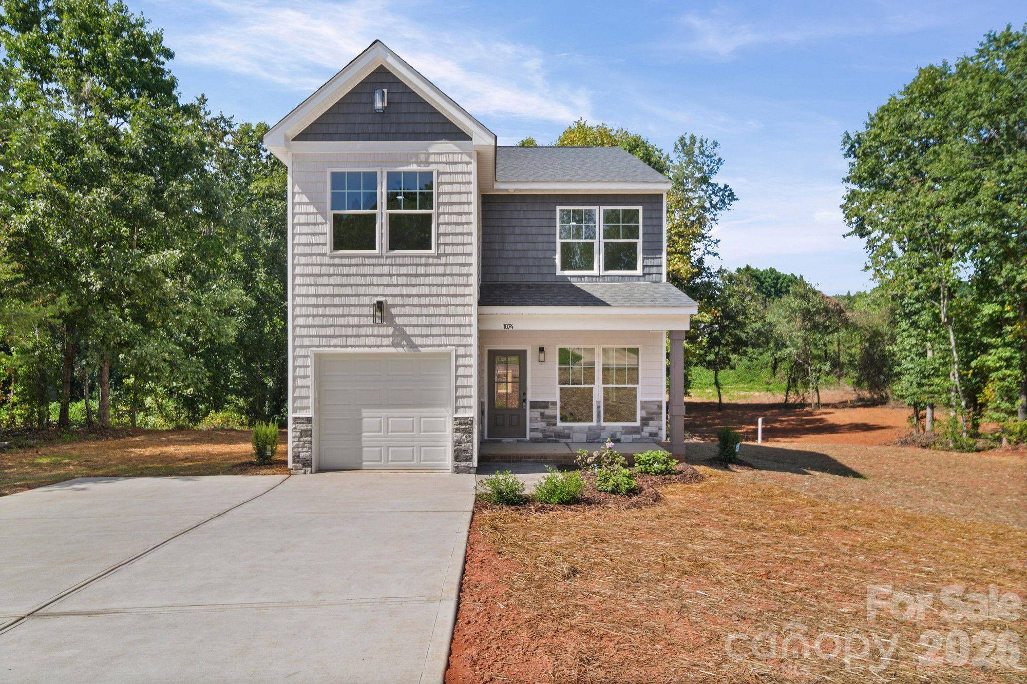 1074 Lyndsey Brook CT, Lincolnton, NC 28092