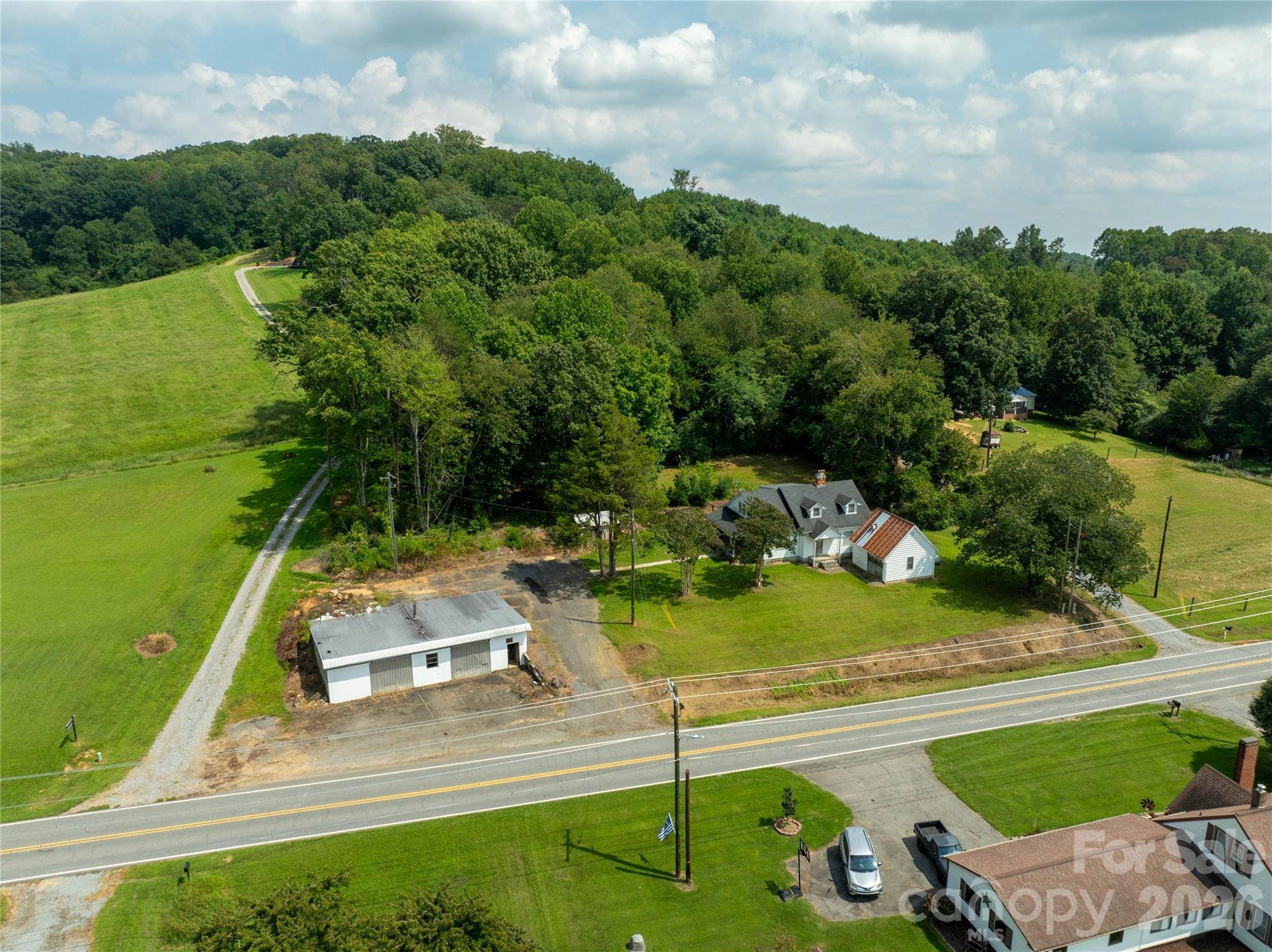 2316 Swan Creek RD, Jonesville, NC 28642