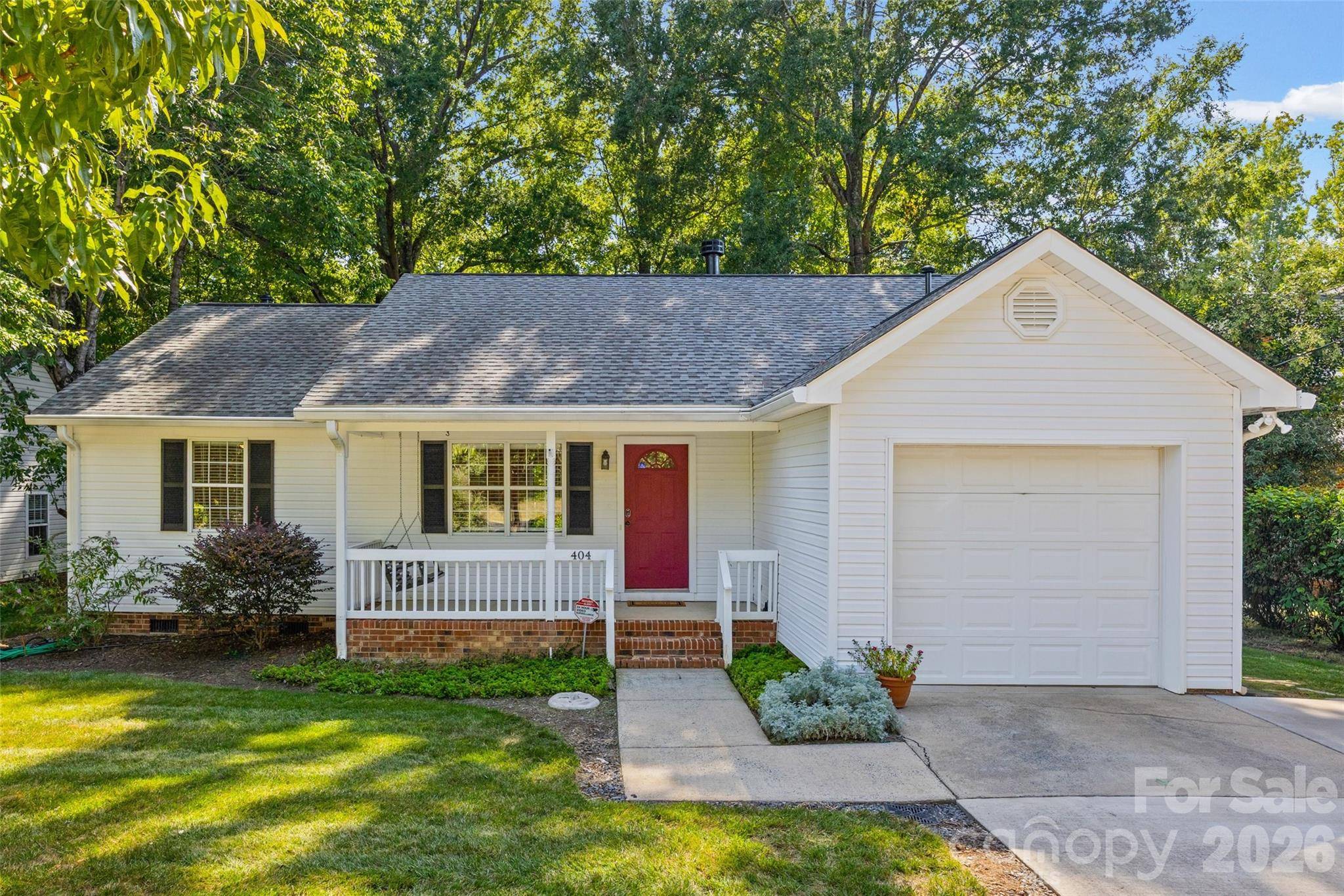 404 Sadie DR, Matthews, NC 28105