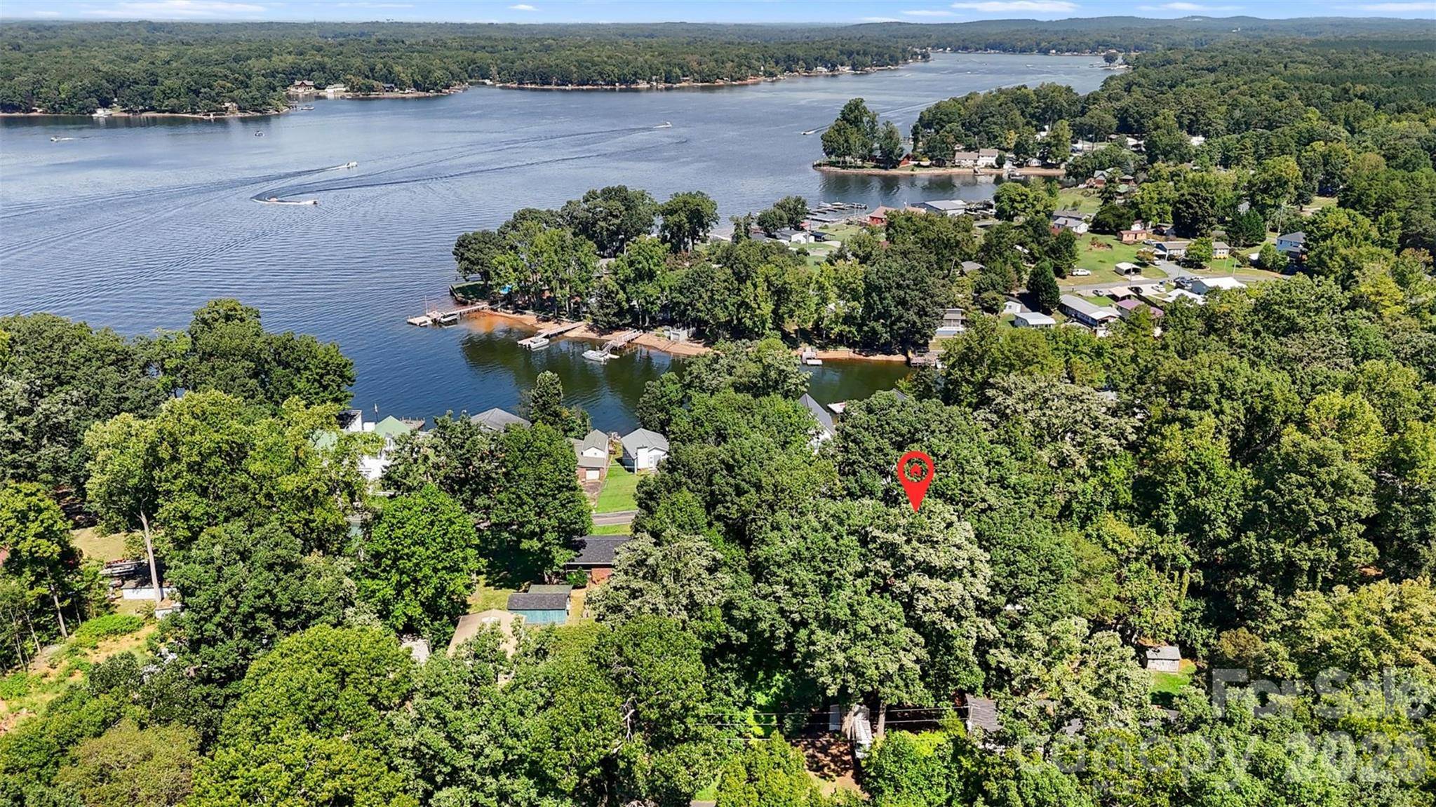 444 S Shore DR, Lexington, NC 27292