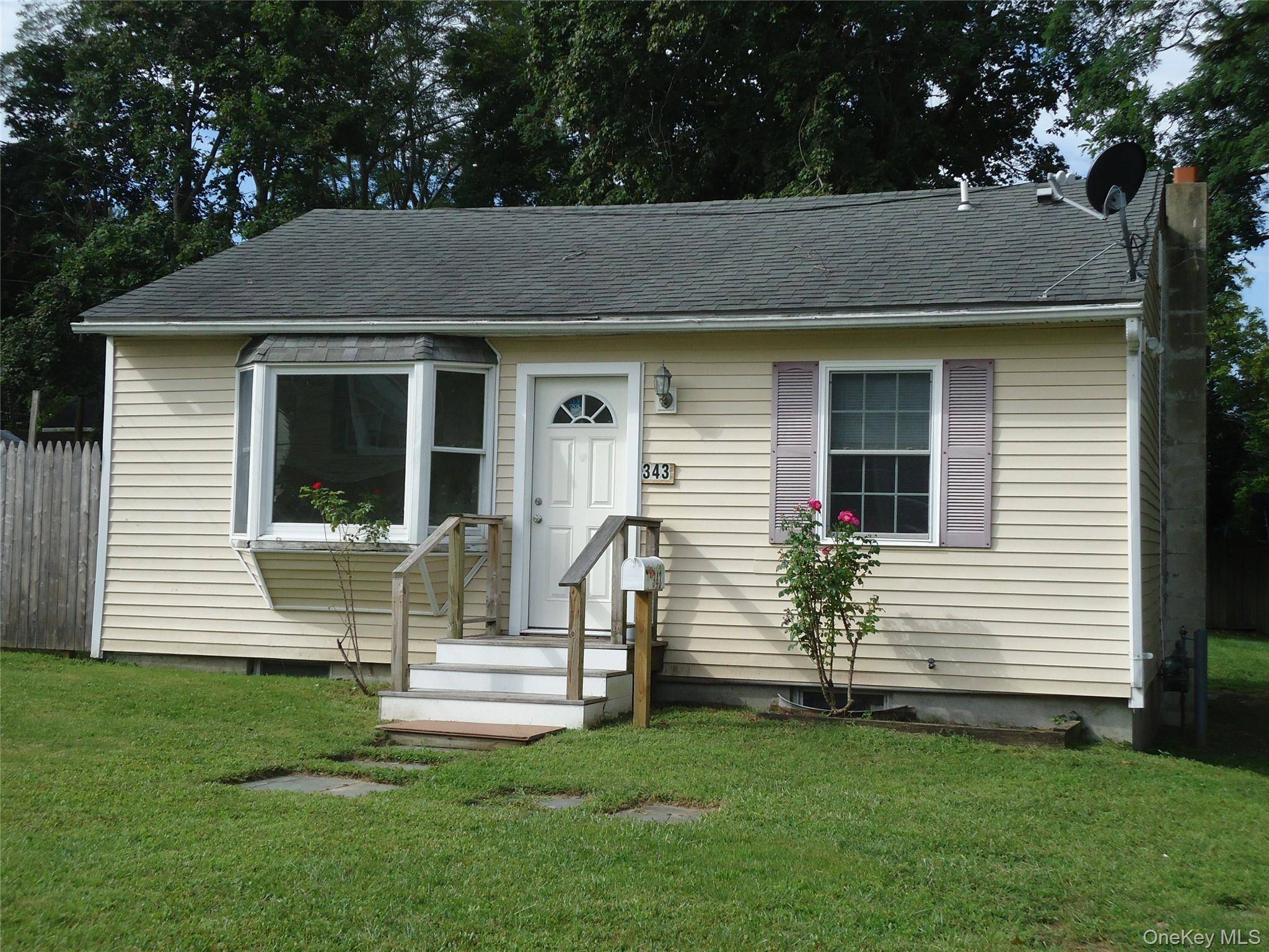 343 Union AVE, Riverhead, NY 11901