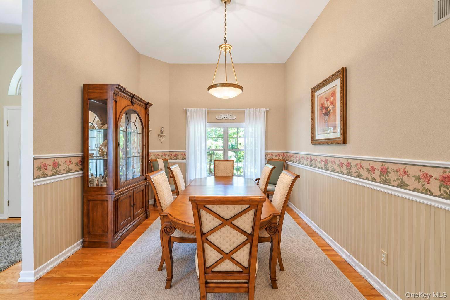 7 Wood Hollow DR, Westhampton, NY 11977