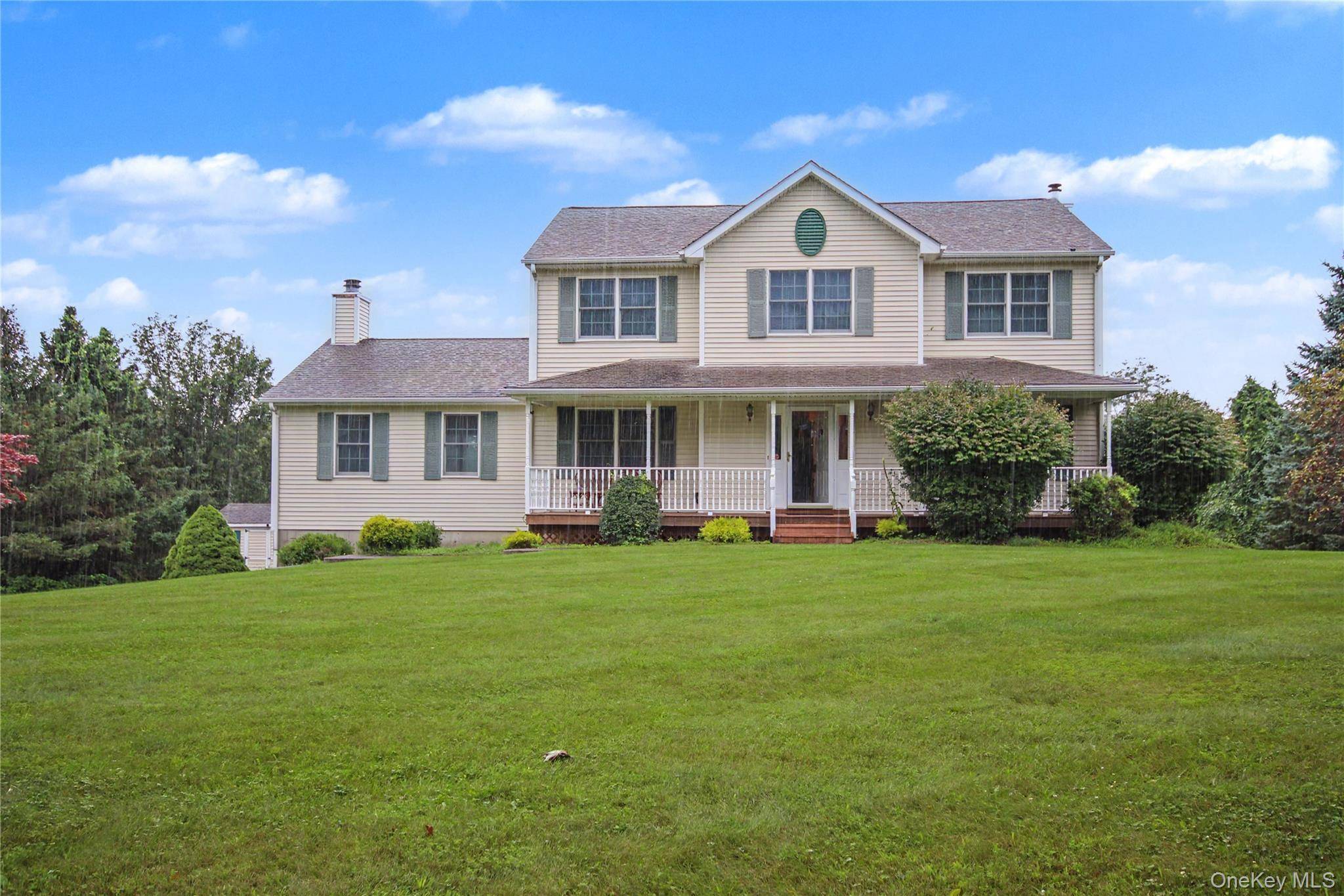 120 Mayfair RD, Poughquag, NY 12570