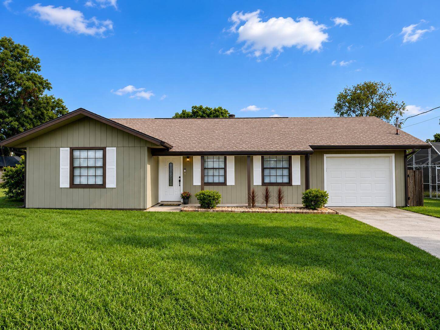 138 ALMOND RD, Ocala, FL 34472