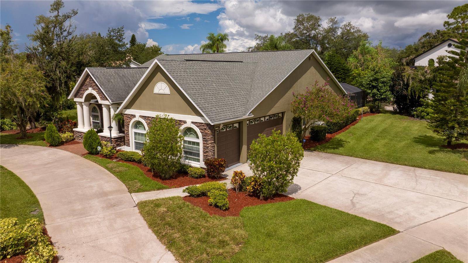 8809 EAGLE WATCH DR, Riverview, FL 33578