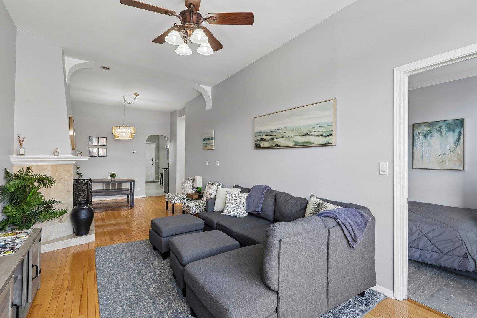 2202 N Clybourn AVE #3, Chicago, IL 60614