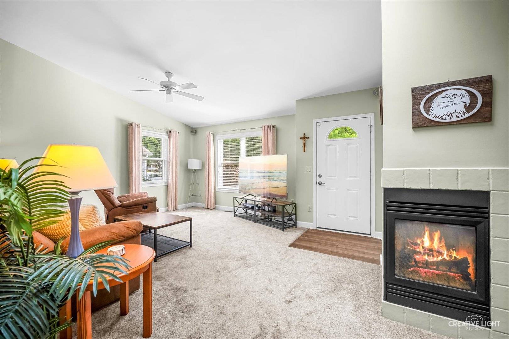 687 S Elizabeth ST, Maple Park, IL 60151