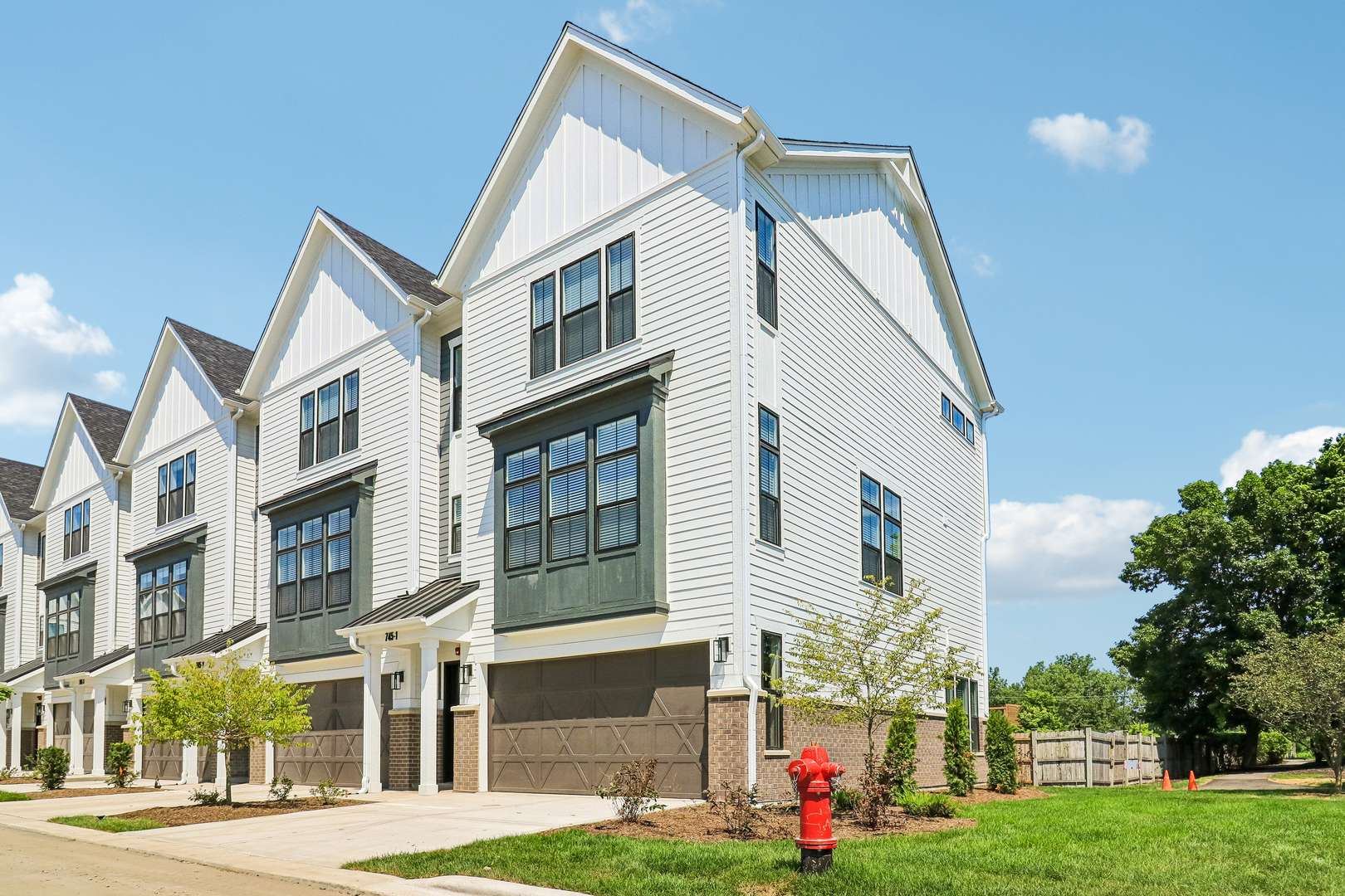 745 Hope ST #C2, Deerfield, IL 60015