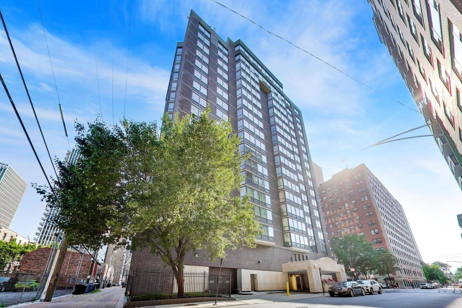 21 W Goethe ST #10L, Chicago, IL 60610