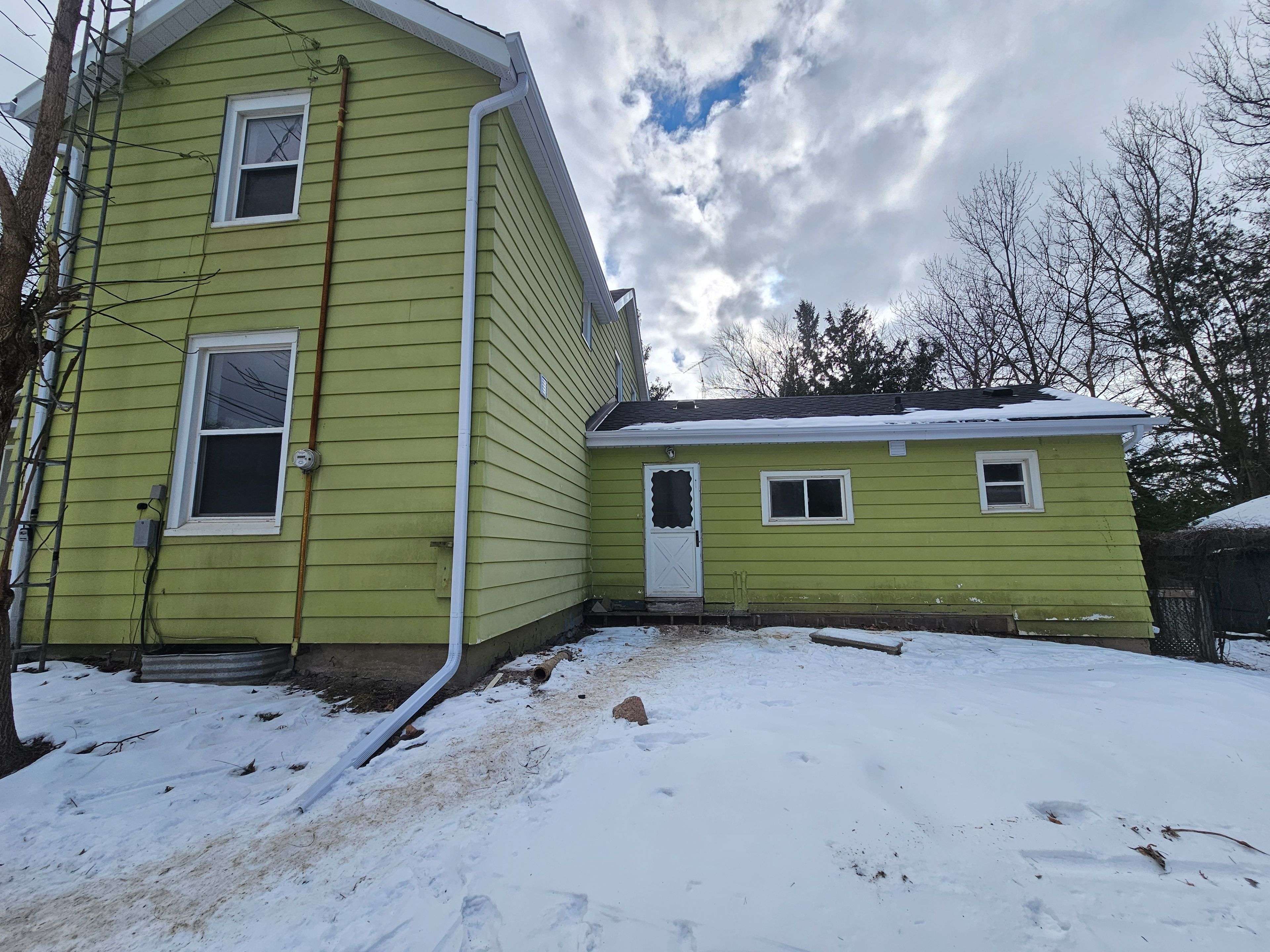 18852 Leslie ST #Side Unit (Facing North), East Gwillimbury, ON L0G 1V0