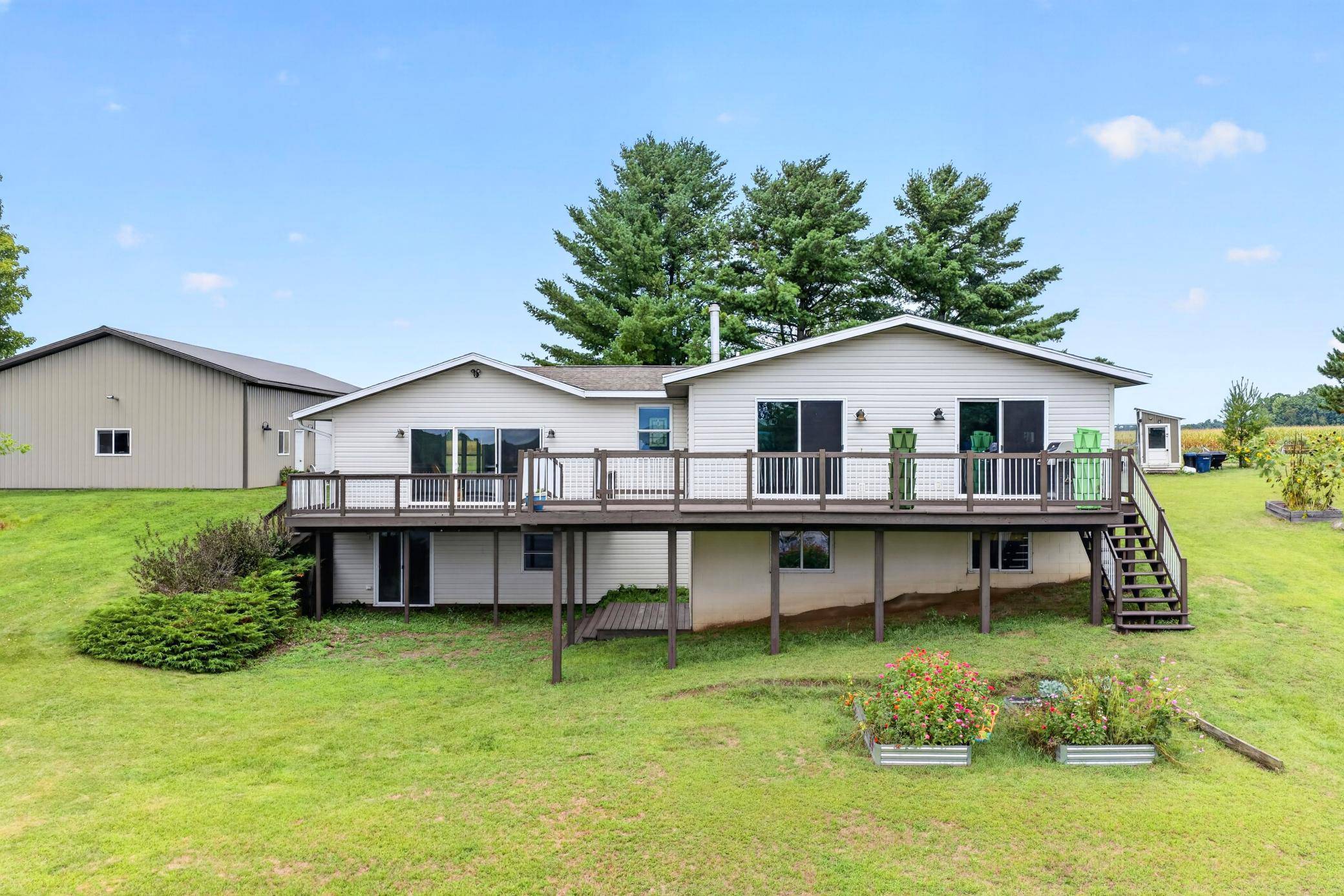 N3474 Fenander RD, Sarona, WI 54870