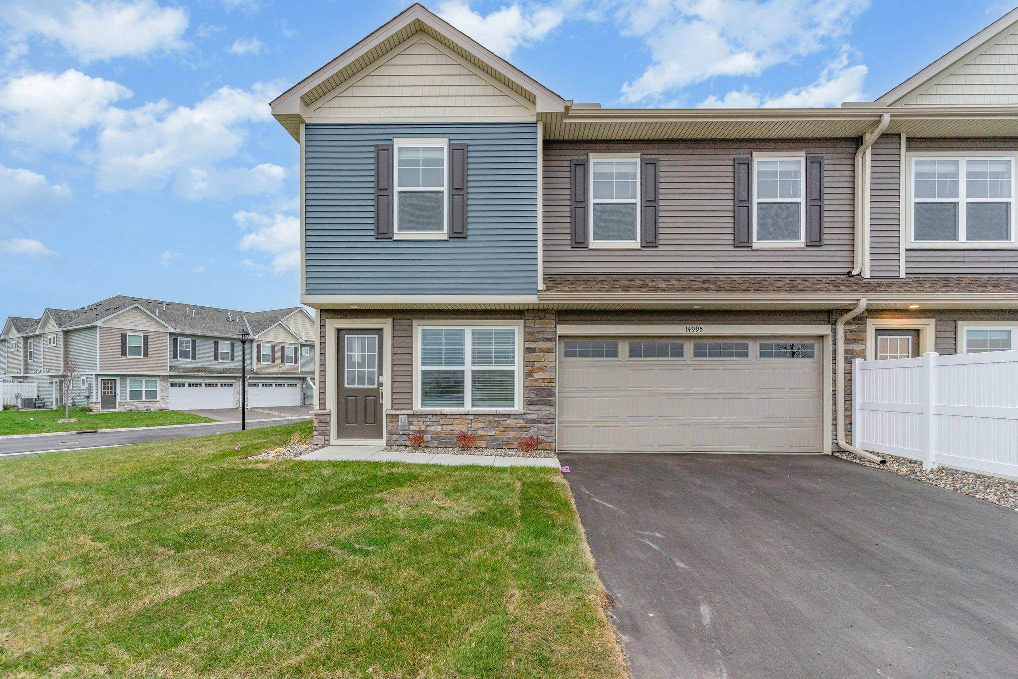 14973 Archdale LN, Rosemount, MN 55068
