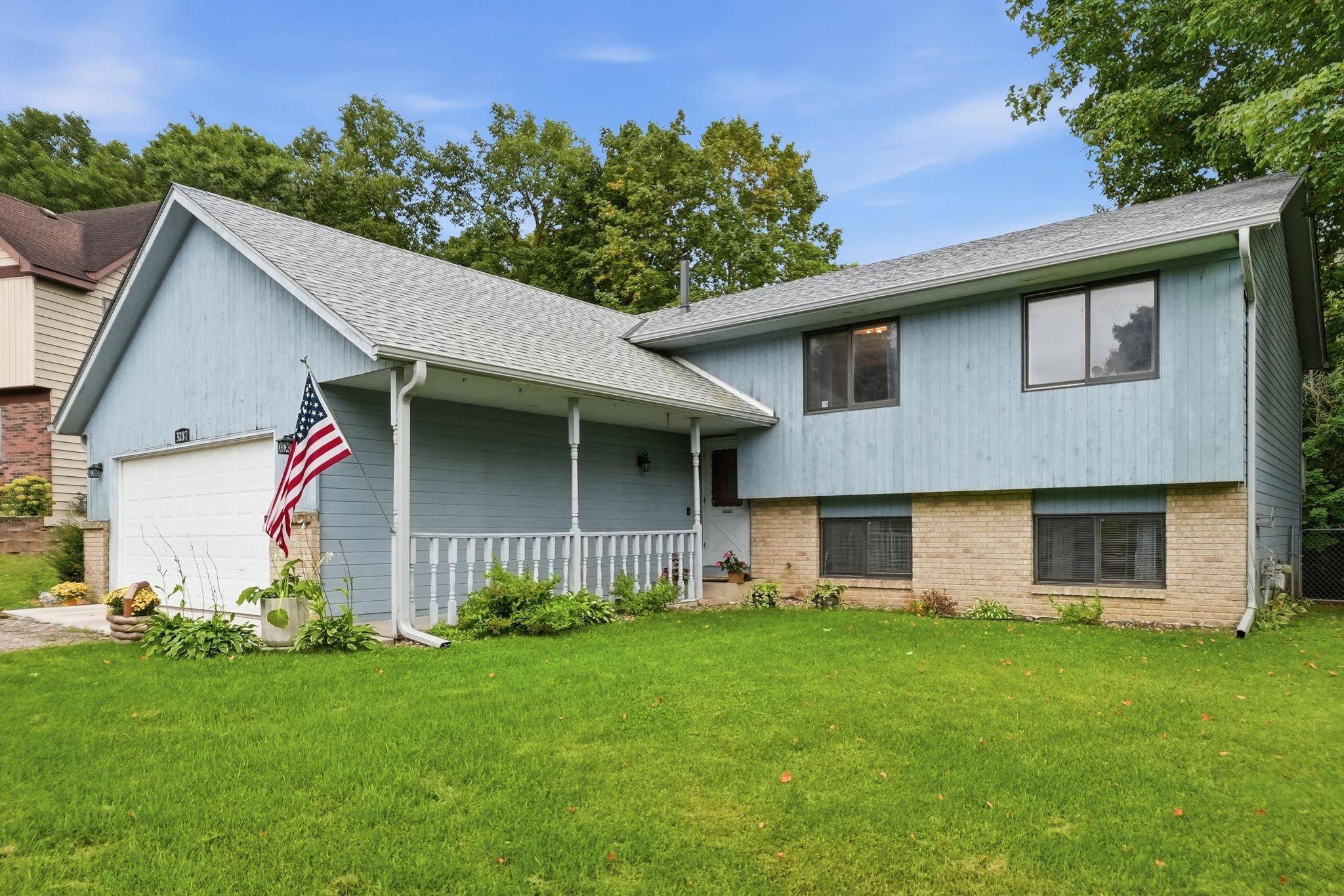 3287 Spruce TRL SW, Prior Lake, MN 55372