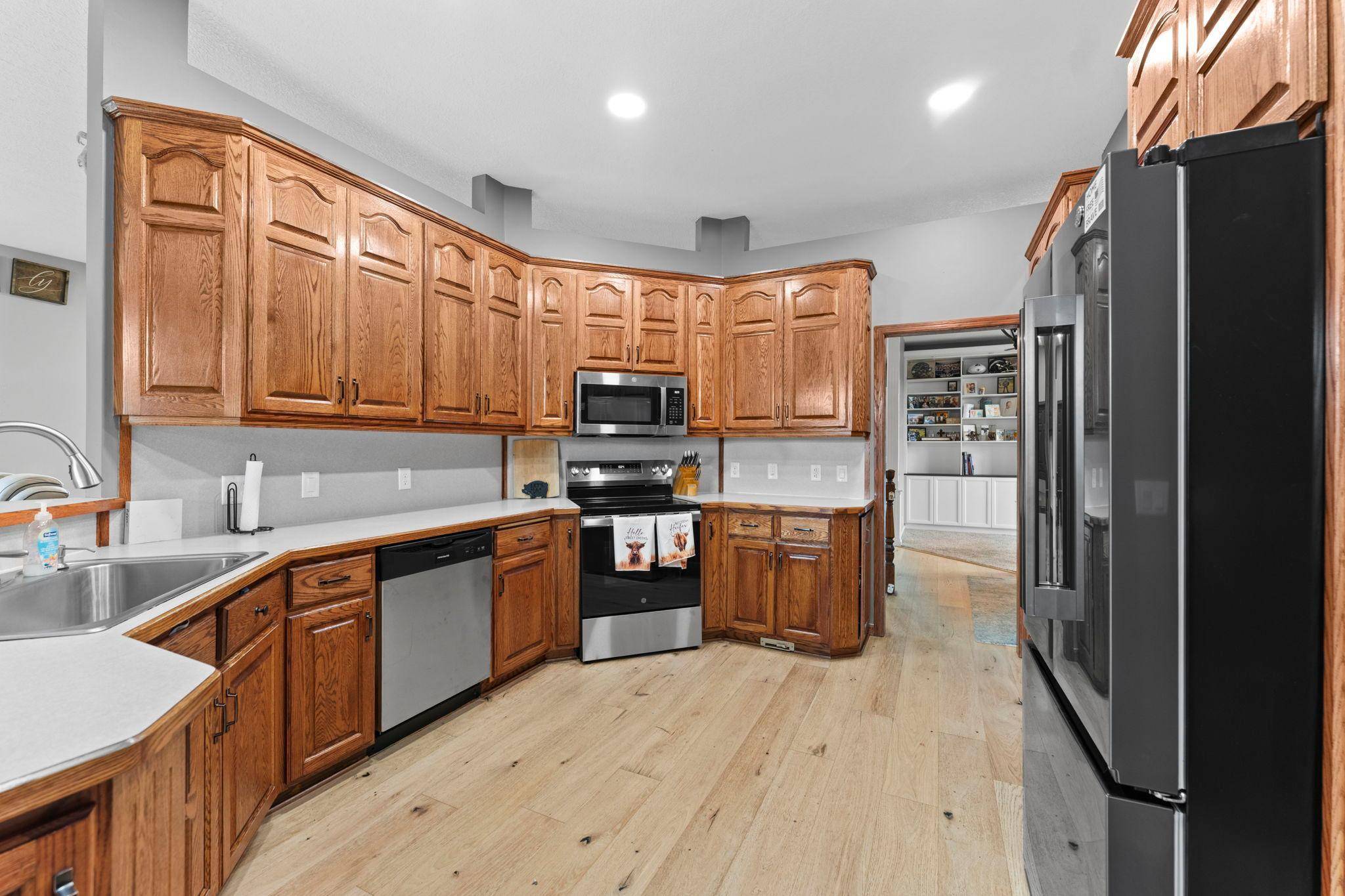 14001 227th AVE NW, Elk River, MN 55330