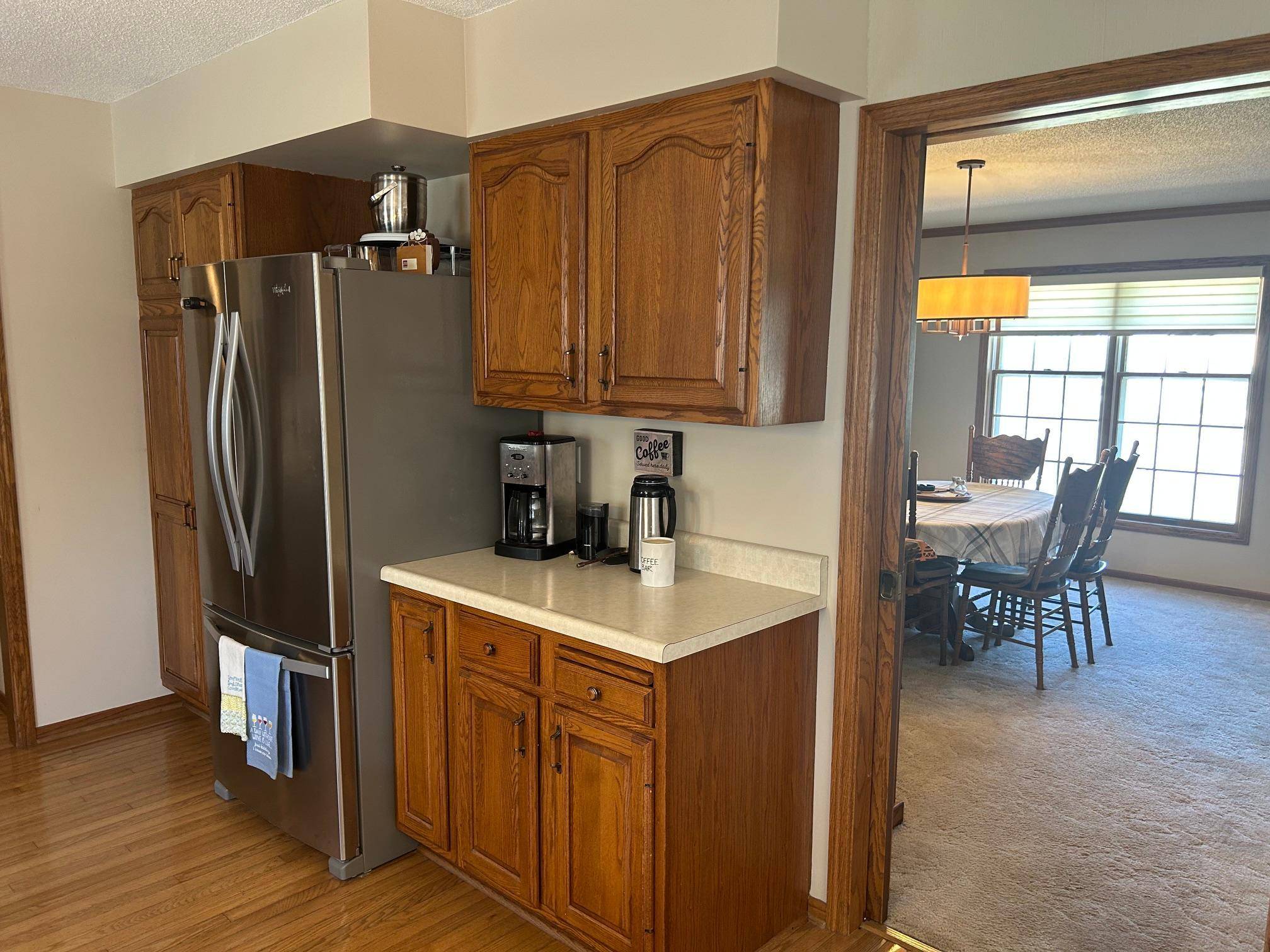 1204 Horizon DR, Marshall, MN 56258