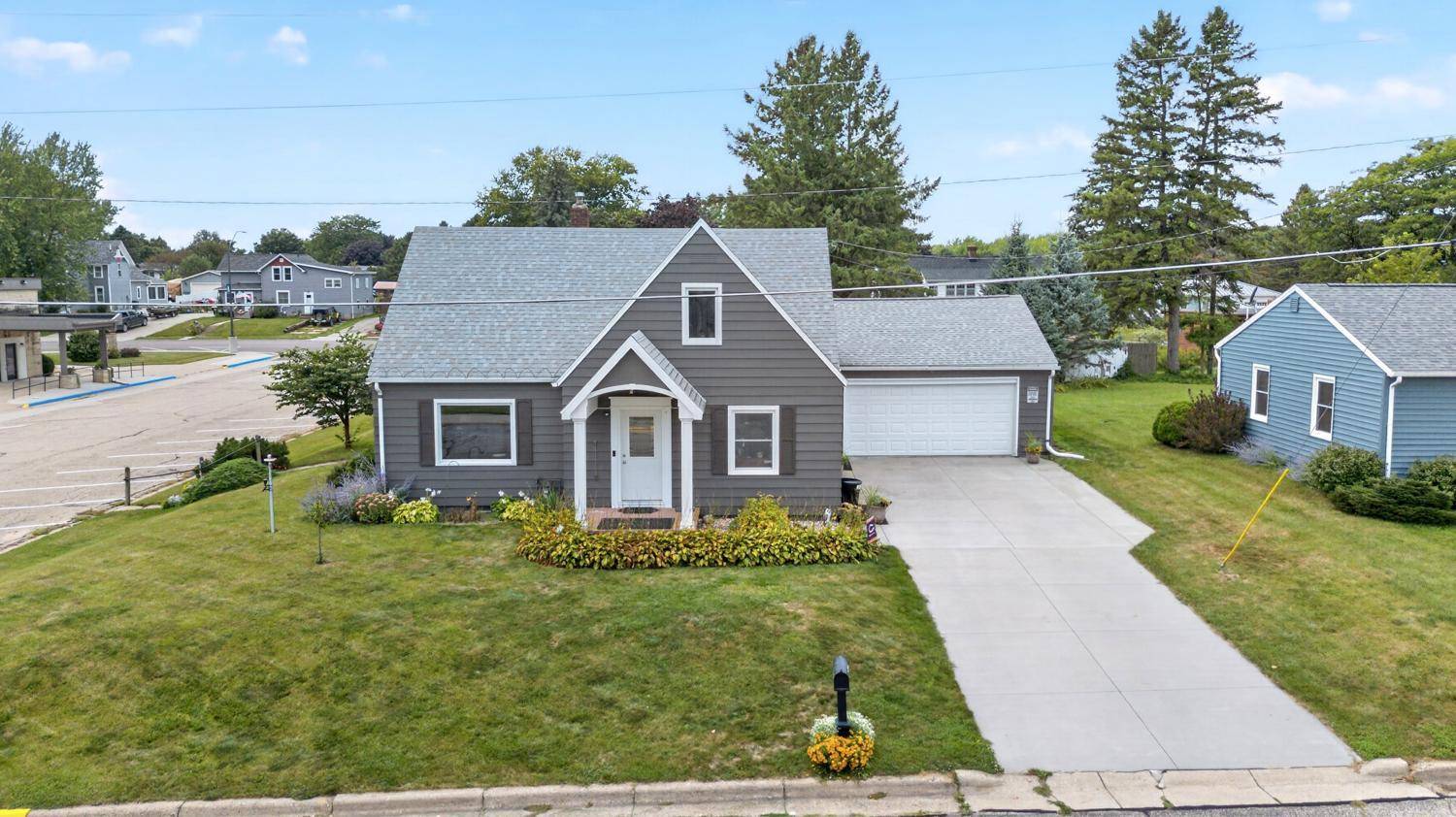 703 N Marshall ST, Caledonia, MN 55921
