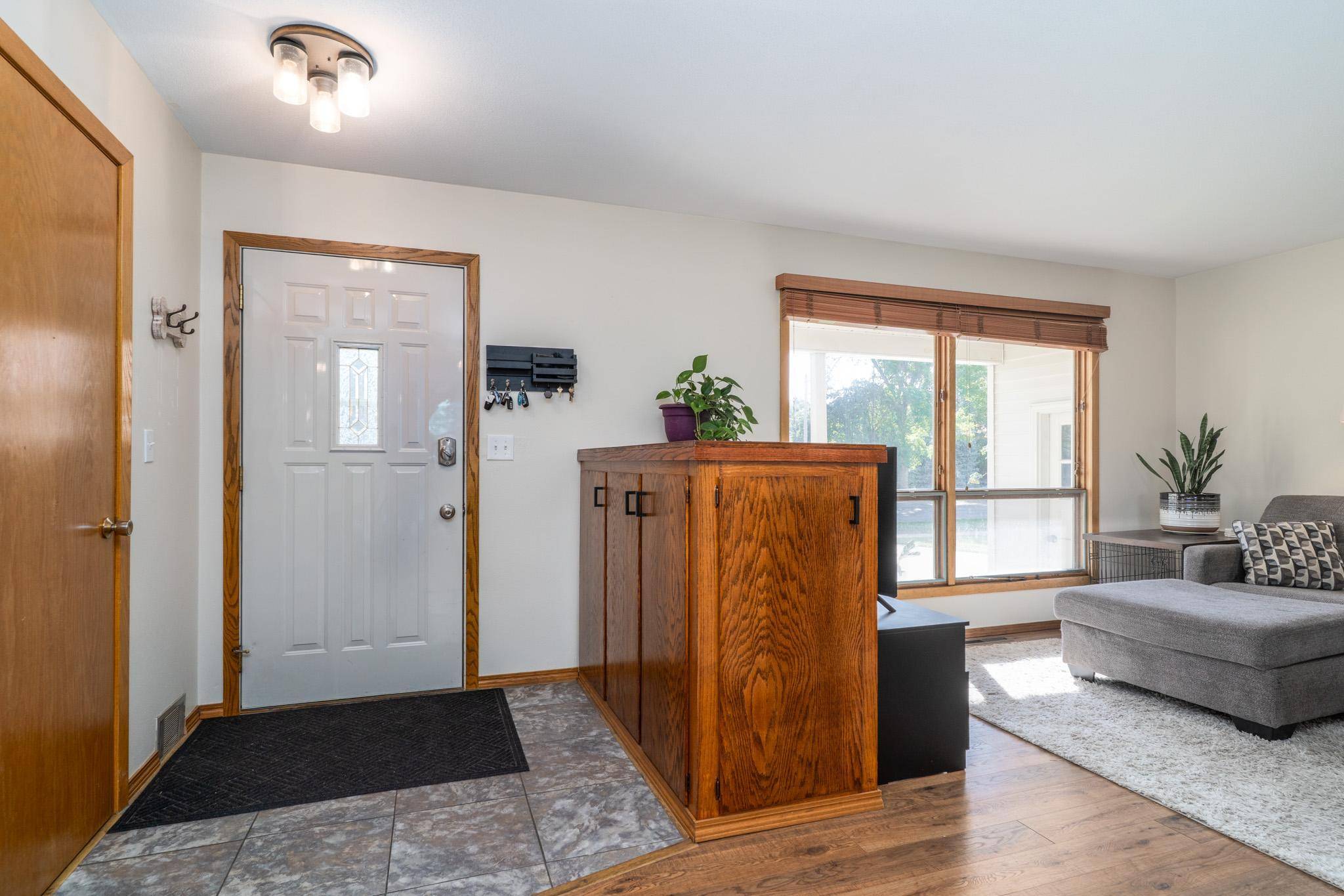 1523 Hoven LN, Crookston, MN 56716