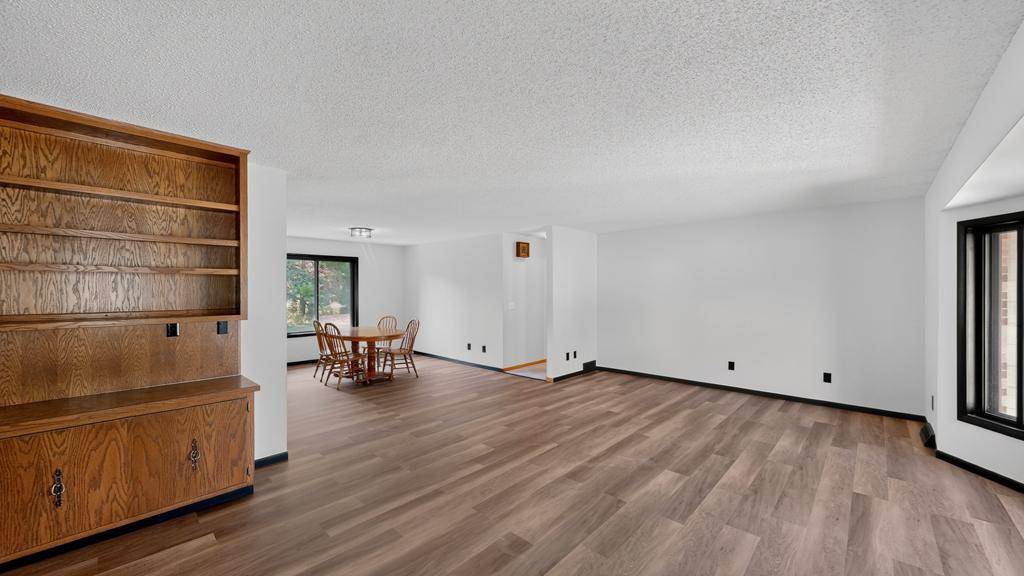 715 Madison AVE SW, Eyota, MN 55934
