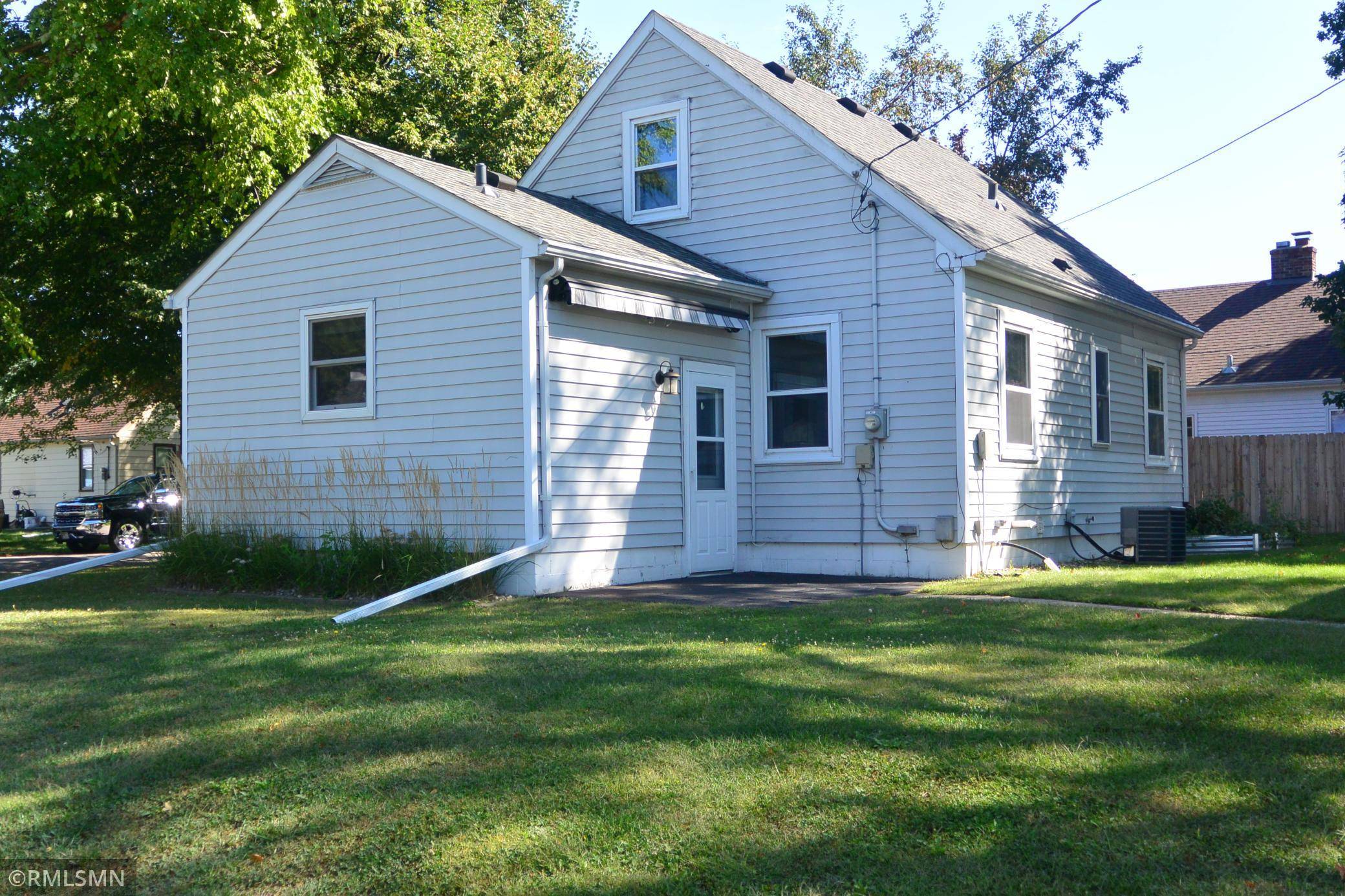 730 17th ST E, Glencoe, MN 55336