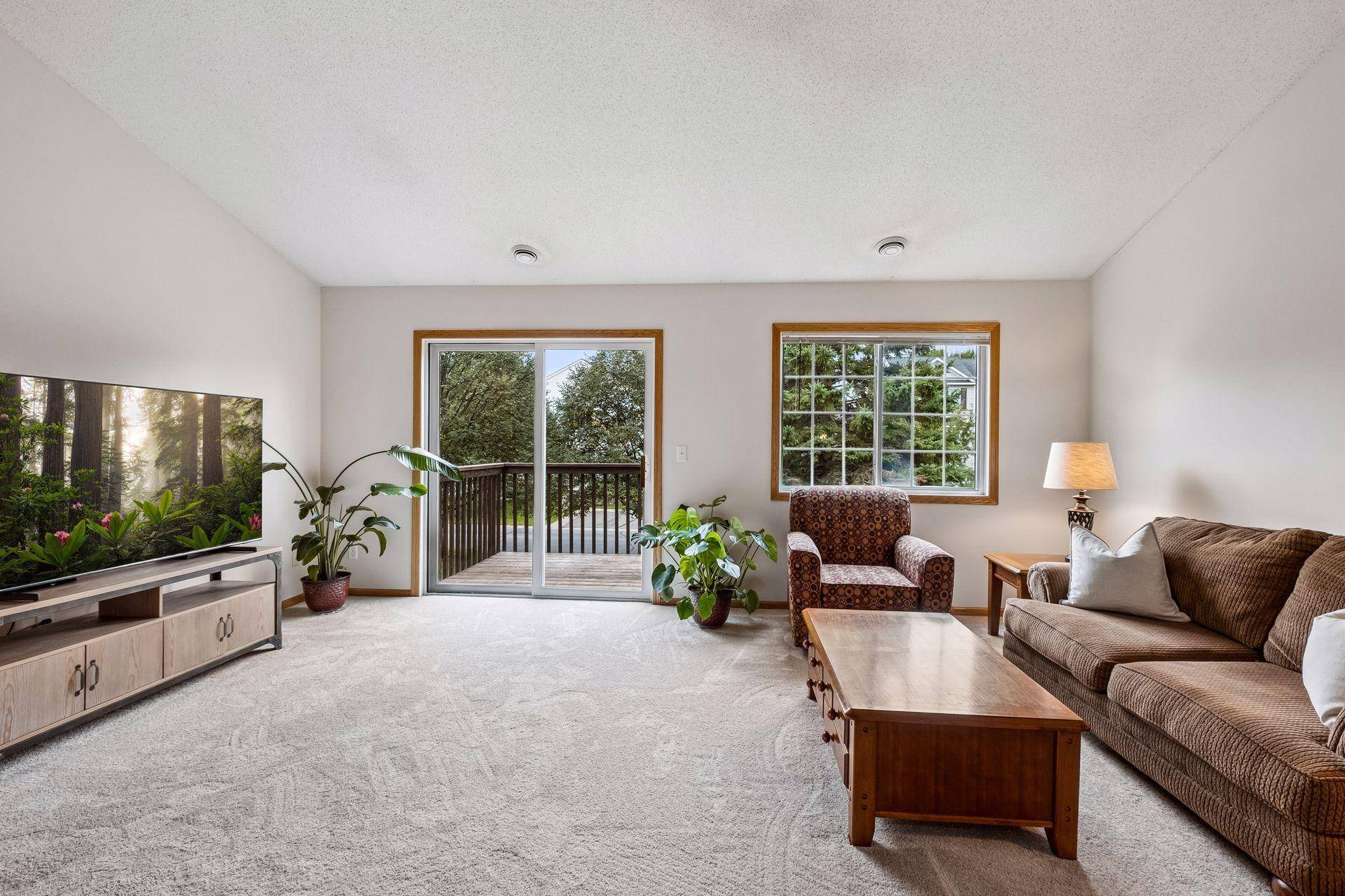 6646 154th ST W, Apple Valley, MN 55124