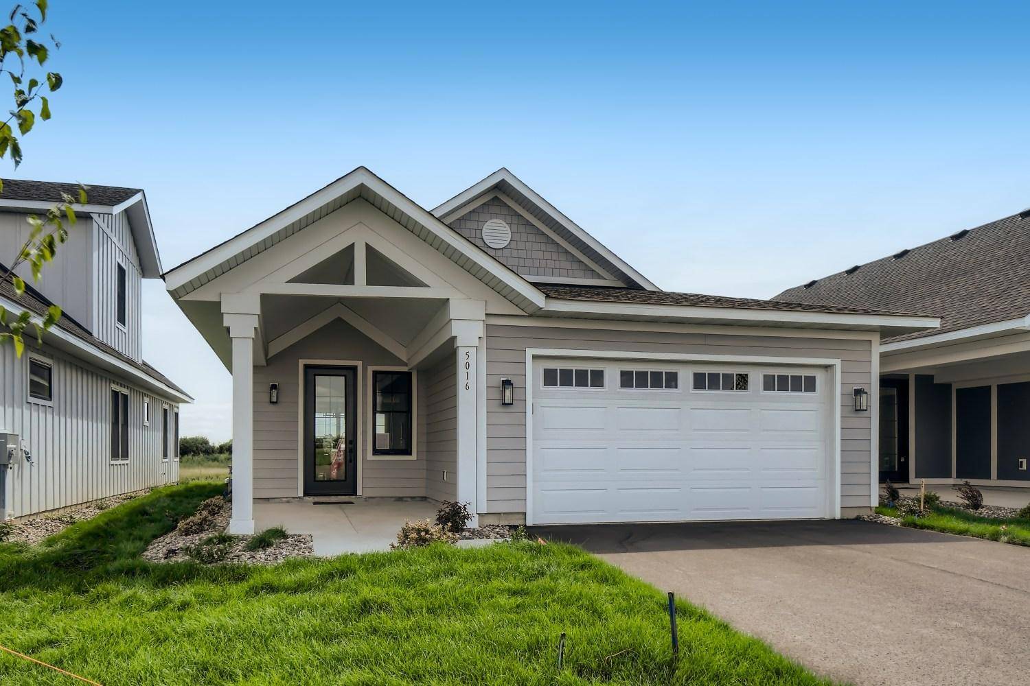 5265 216th ST W, Farmington, MN 55024