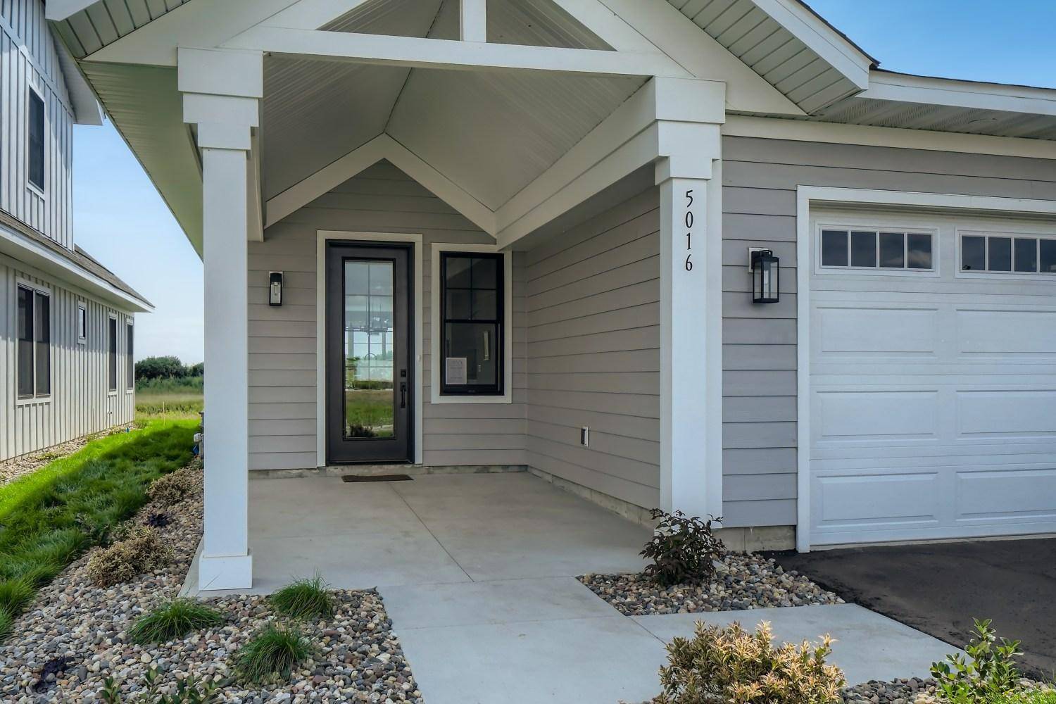 5265 216th ST W, Farmington, MN 55024